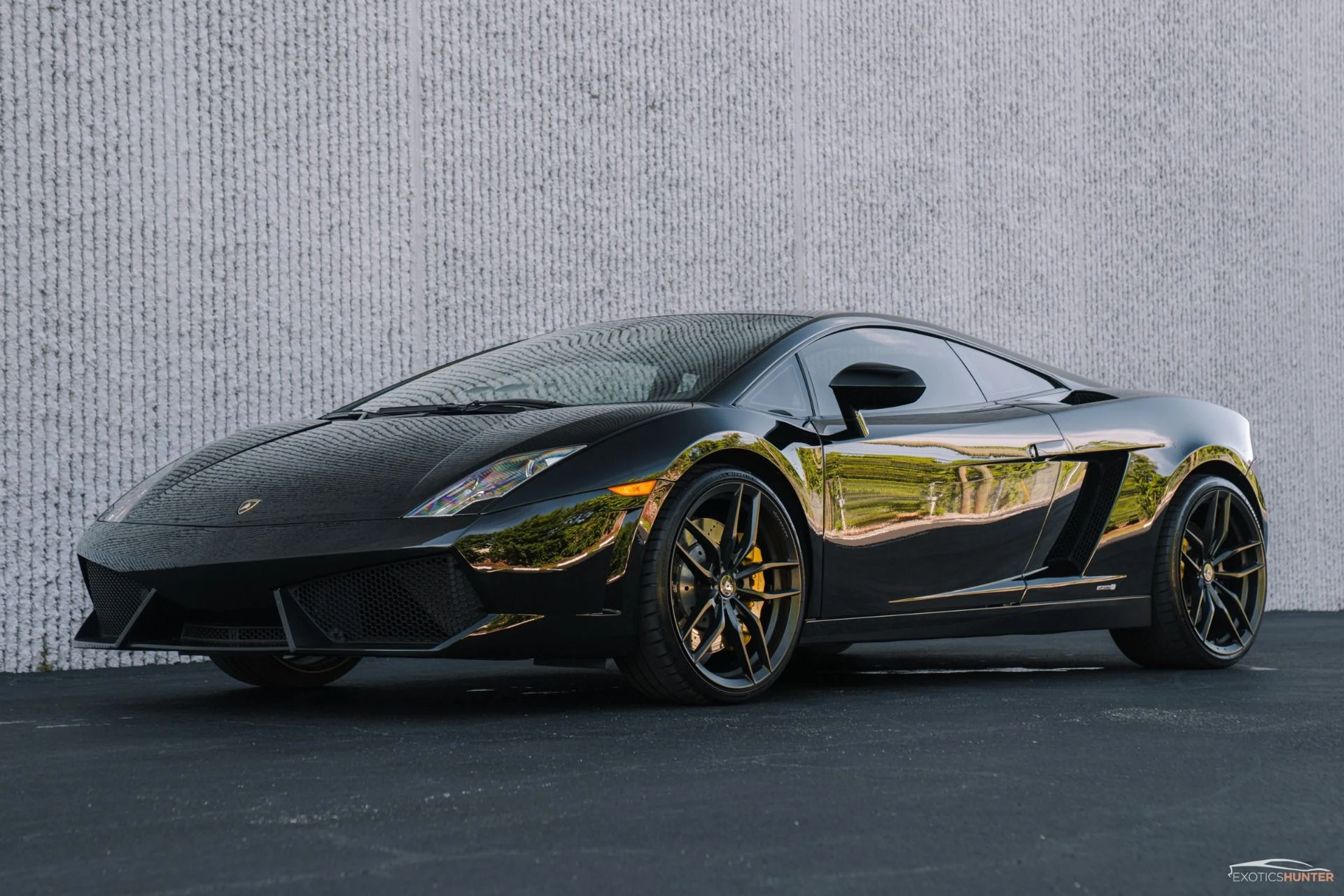 mph014_838976613_Used_2012_Lamborghini_Gallardo_LP_550_2_on_Vorsteiner_Forged_Wheels_w_Front_Lift_1755035749_f27b1f6082