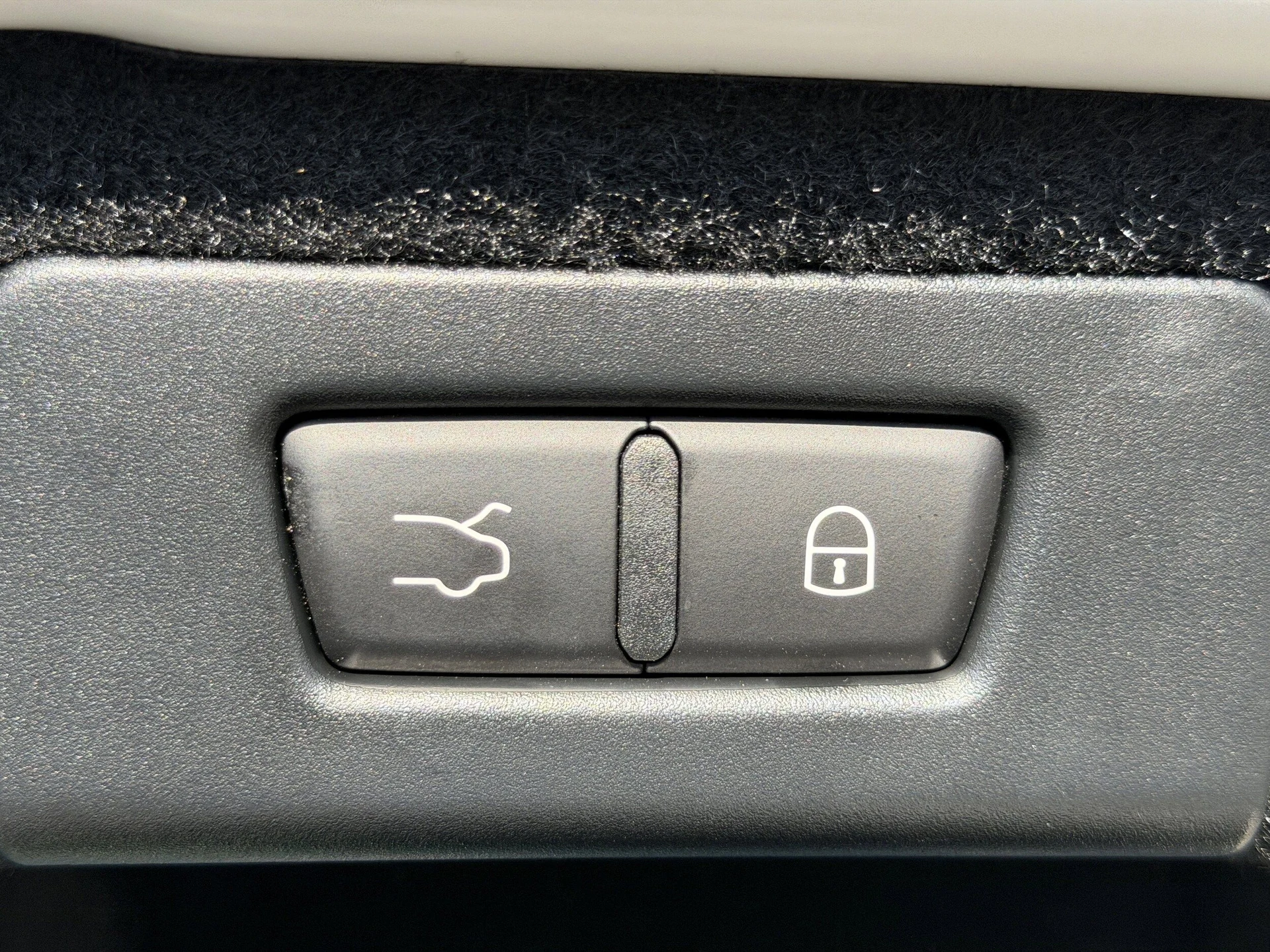 mph014_844289523_521187248838325fbb35e1bf39d7fc5cx_dafb92321c