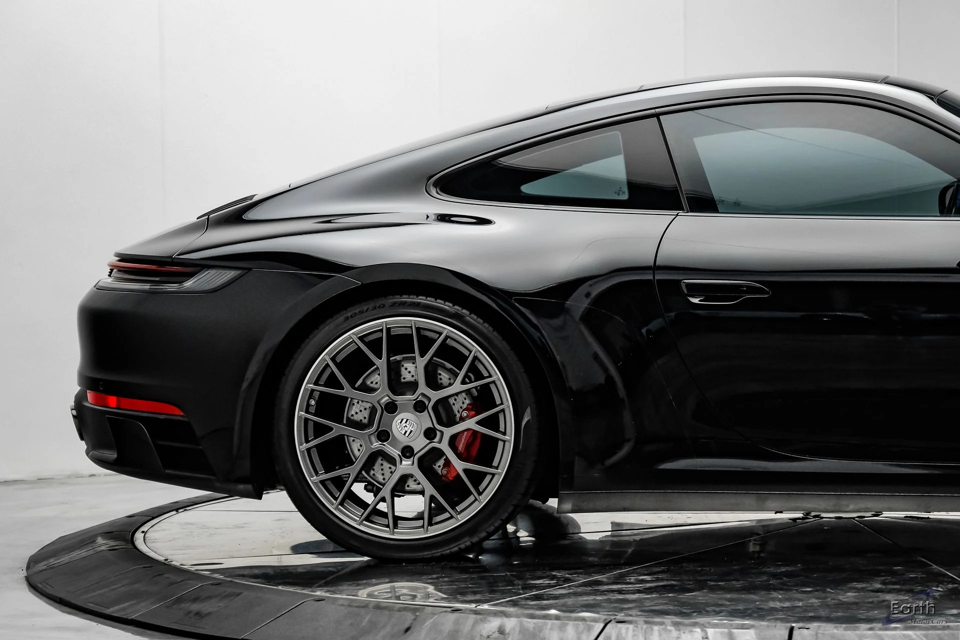 mph014_845210504_49936055b867053a5e4de3be39418326x_c12eea5852