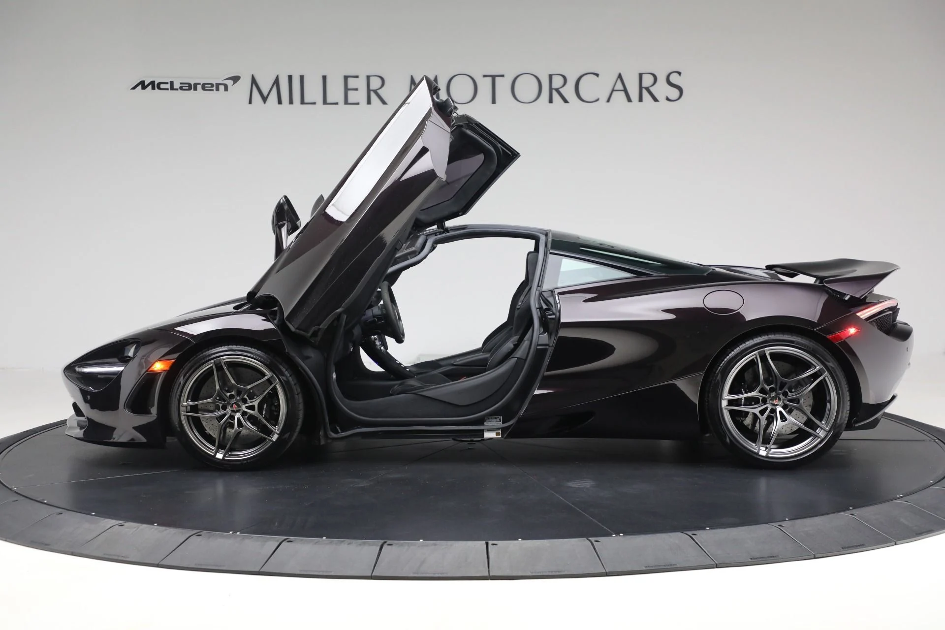 mph014_856627143_Used_2018_Mc_Laren_720_S_Performance_af1a209847