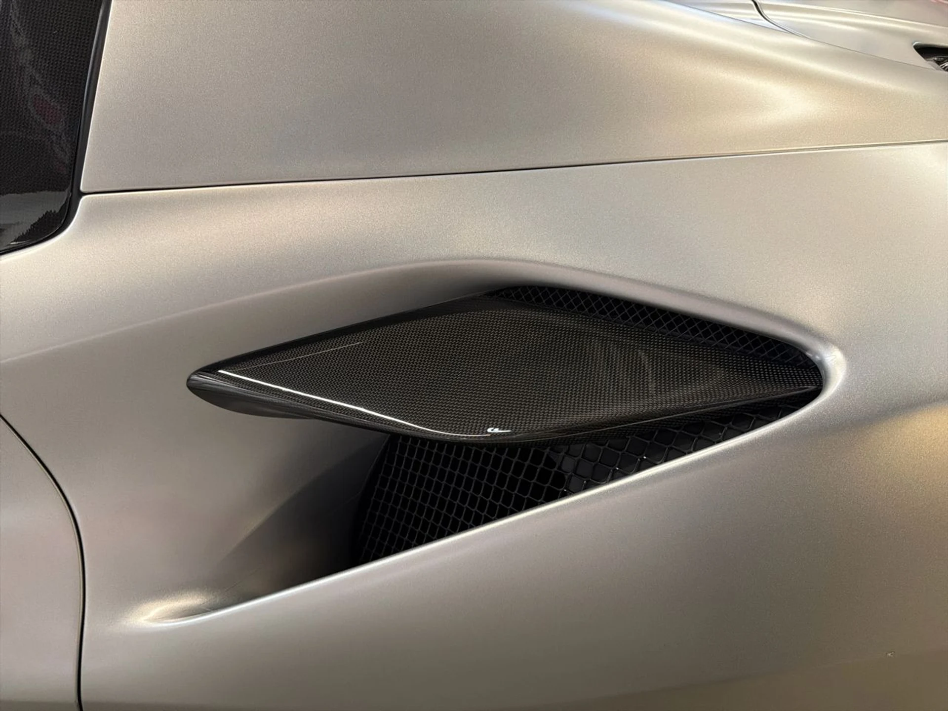 mph014_861741315_639001977318161979_910e383664