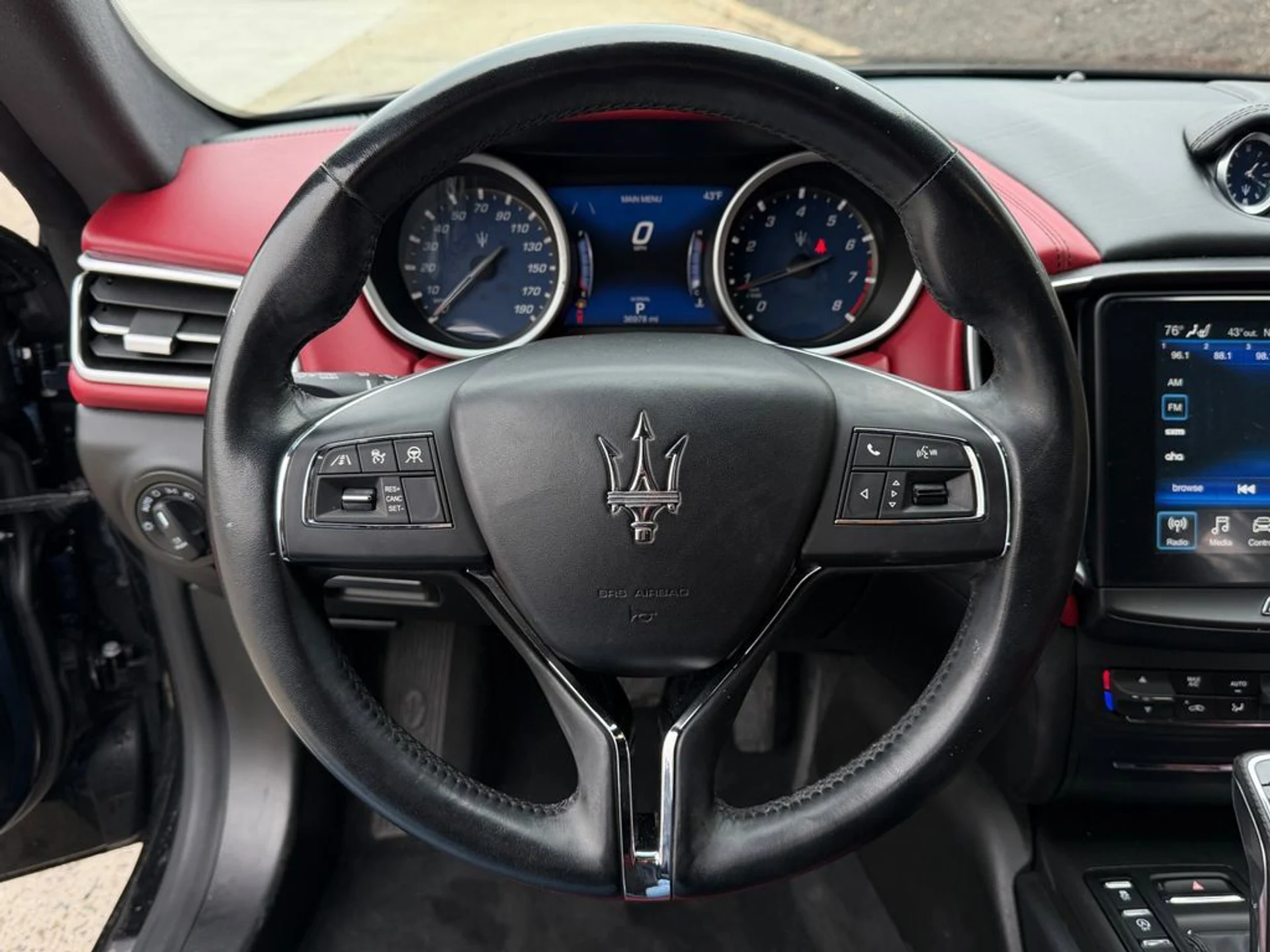 mph014_864996633_ff1b19777feb4141b3f18c9dc1735fcb_83e6e81e00