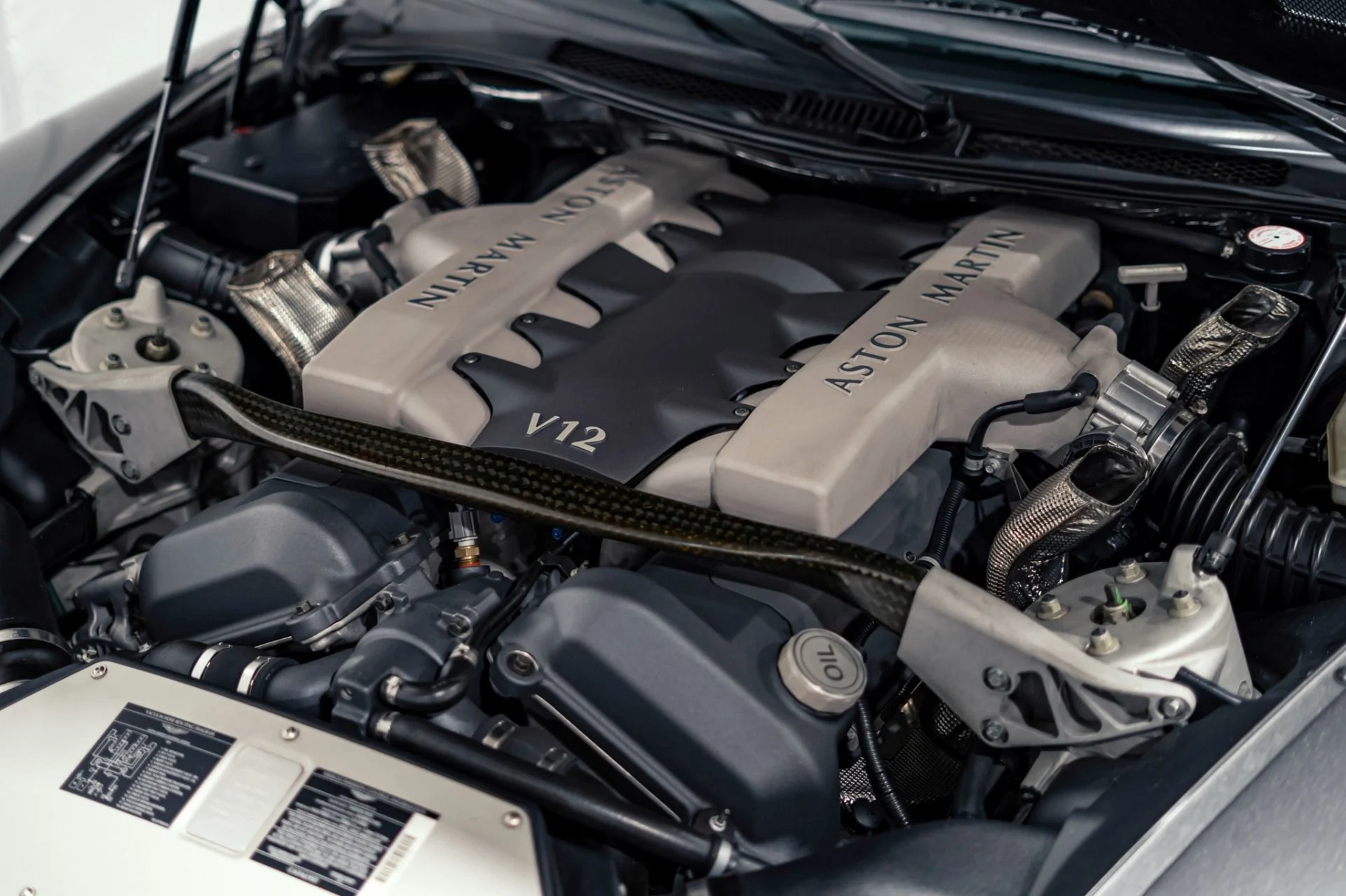 mph014_865939964_Used_2003_Aston_Martin_V12_Vanquish_1778694278_28870c2c14