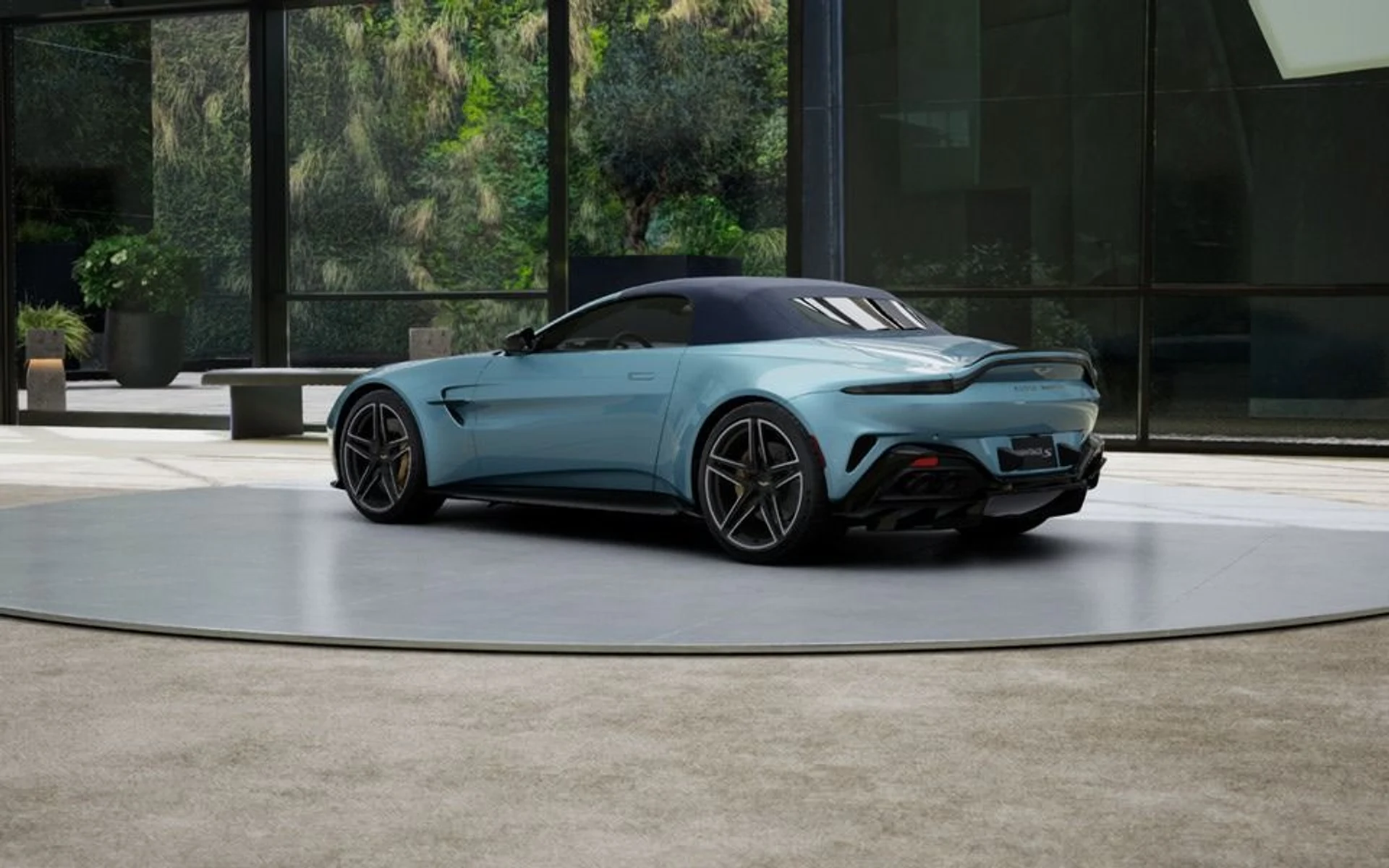 mph014_868510547_New_2027_Aston_Martin_Vantage_S_Roadster_In_Transit_e64de49b9e