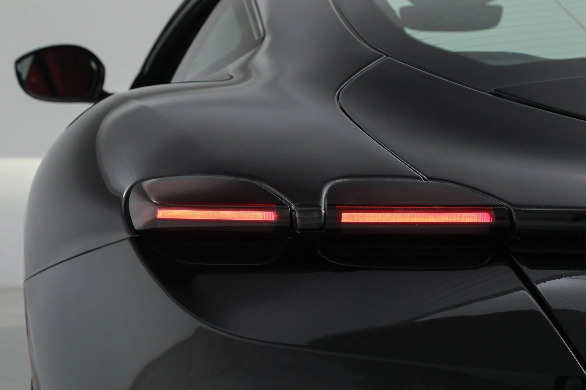 mph014_869961186_482a62b1818b1bea48cdc23e756788f7_0d72adb541