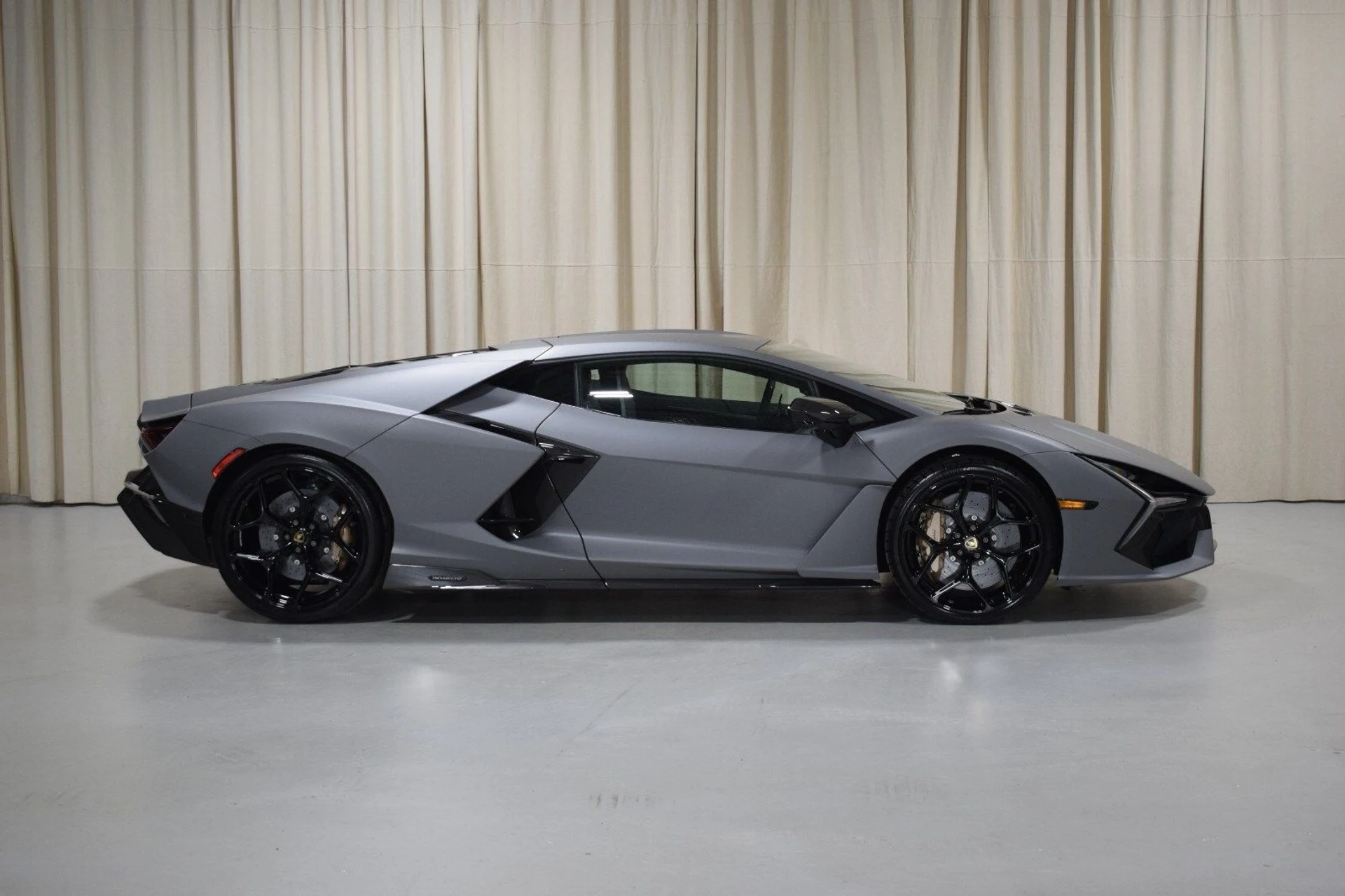 mph014_873612495_f8b9c5dee1a5971b7020af607421f21fx_b4d04a358f