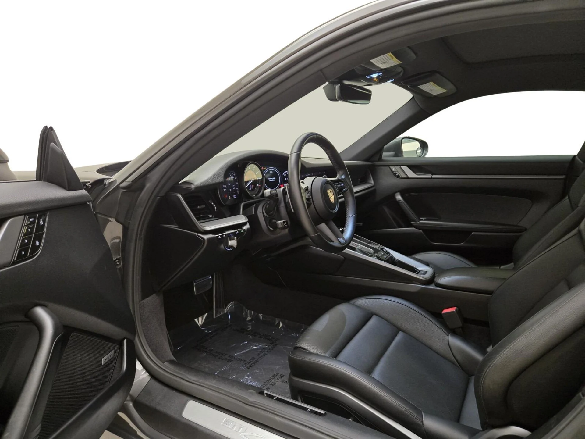mph014_874397003_Used_2020_Porsche_911_1754375948_10ea000336