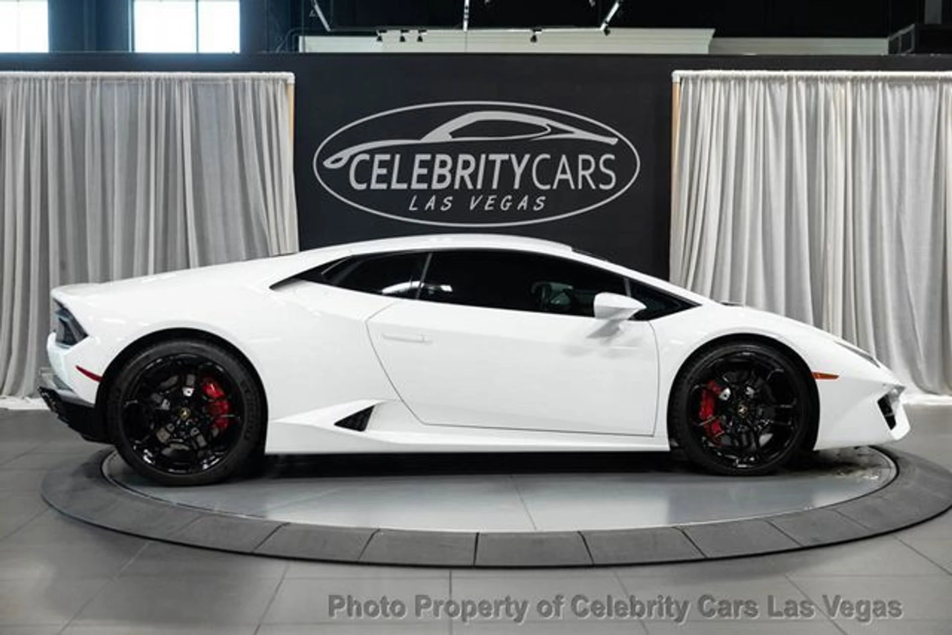 mph014_879963961_used_2019_lamborghini_huracan_lp5802_9707_22868387_19_640_66735f33a0