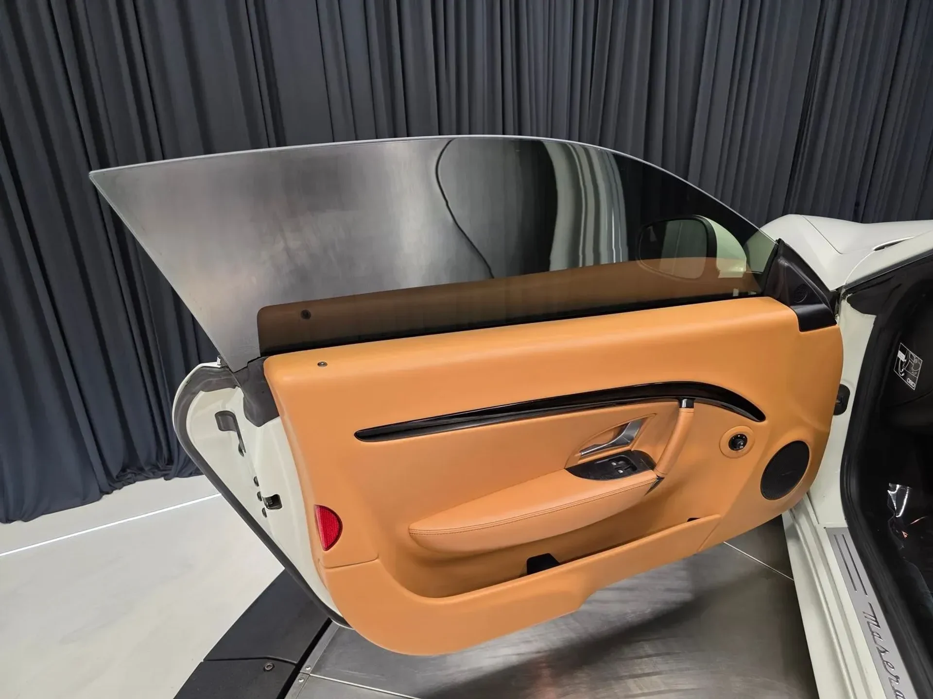 mph014_880887589_12109a45_eedf_4e65_a871_8493a544e2cd_3e2bdd172b