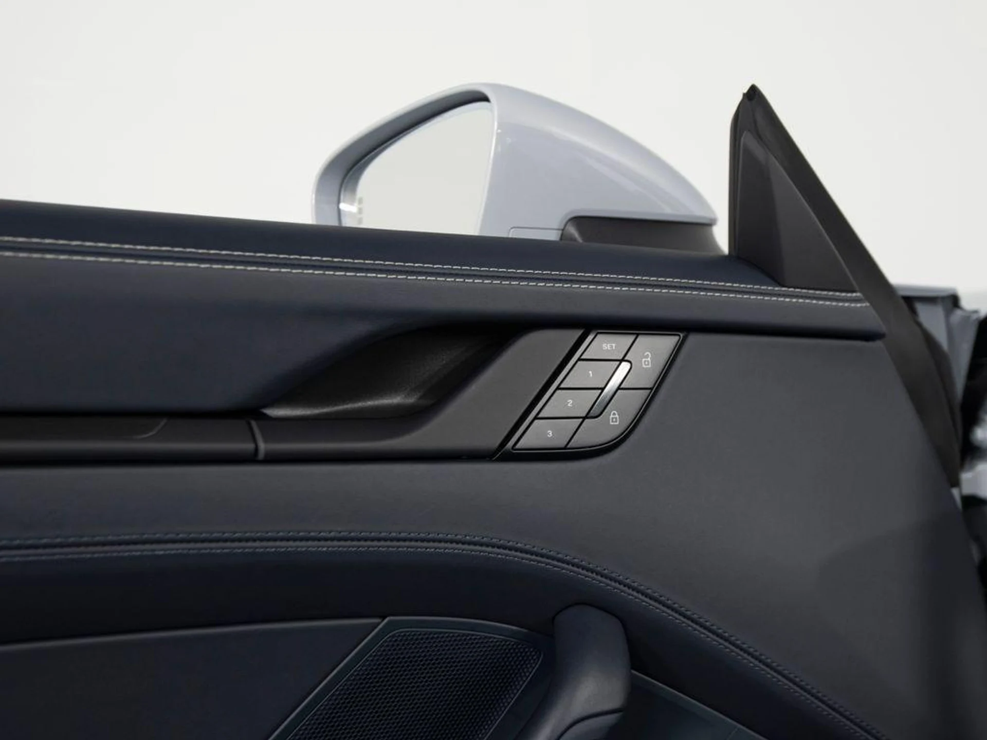 mph014_888422107_jkk_U8p_Kwo2vq7_B0o_EUN_Sv8u_C8_F0_cbd709fc60