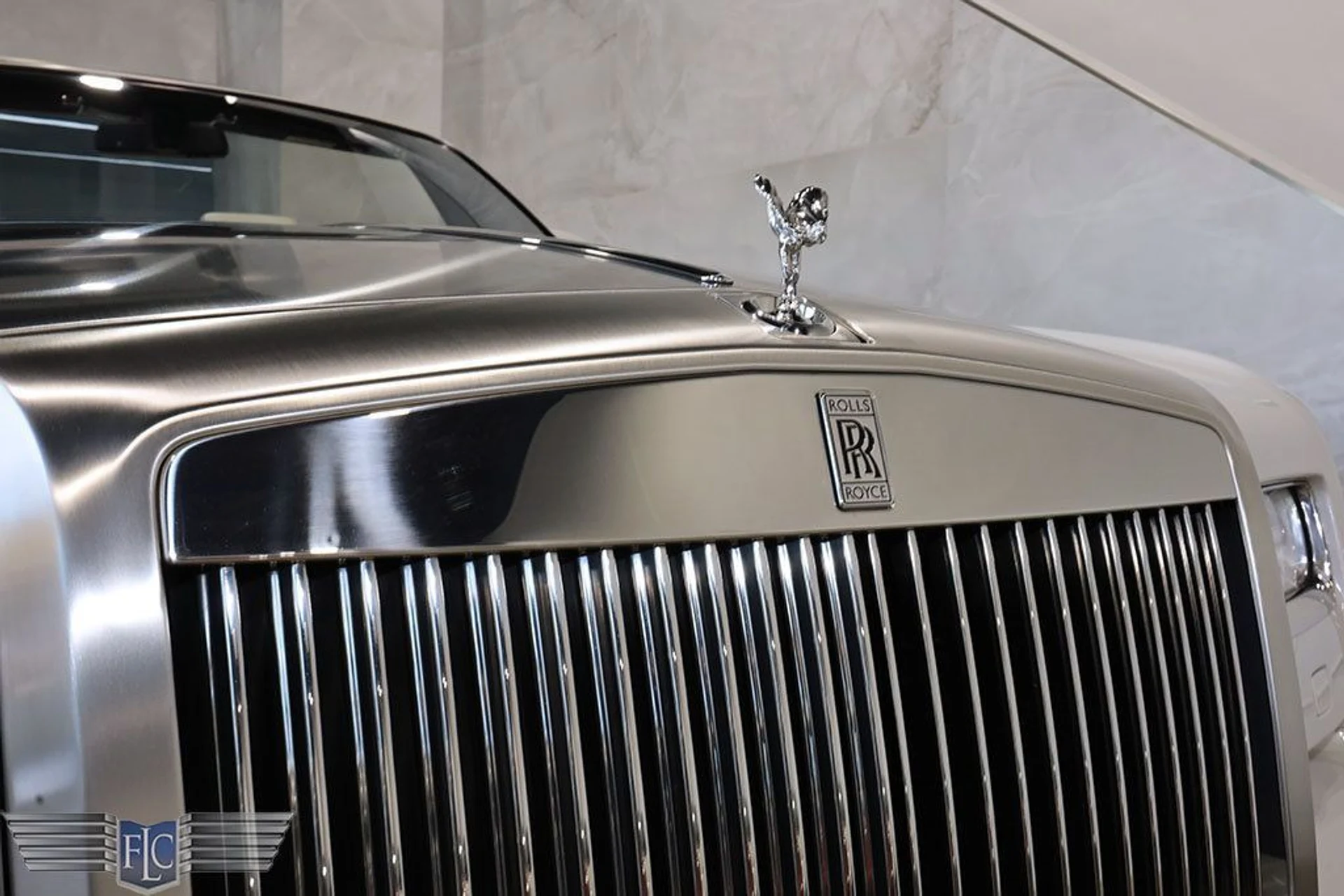 mph014_896141797_used_2013_rolls_royce_phantom_drophead_coupe_9689_22223521_15_1024_7c9ac48e40