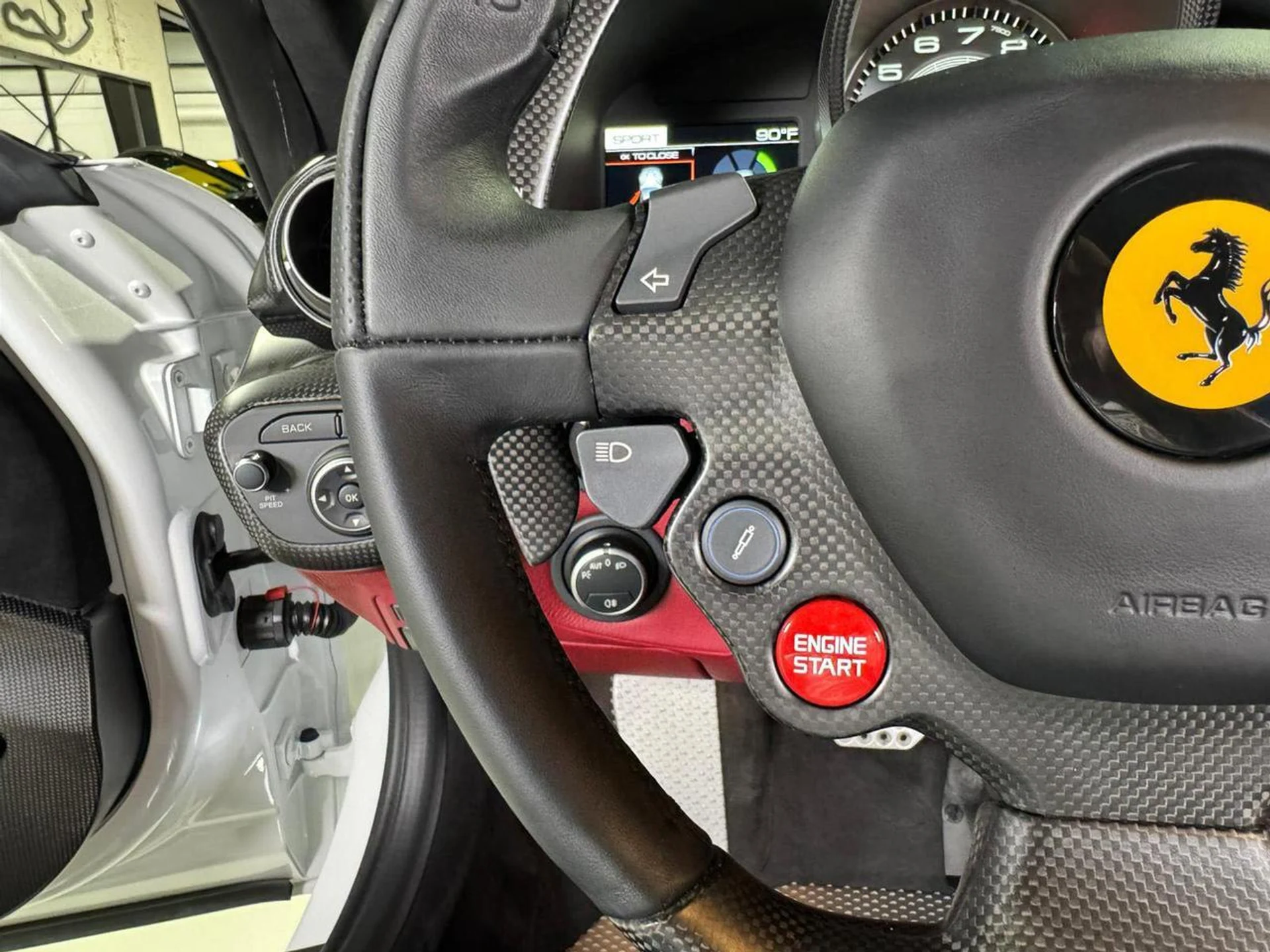 mph014_898087956_7d8515b7a5820ce888f94ce6f6984824_7412fb51b8