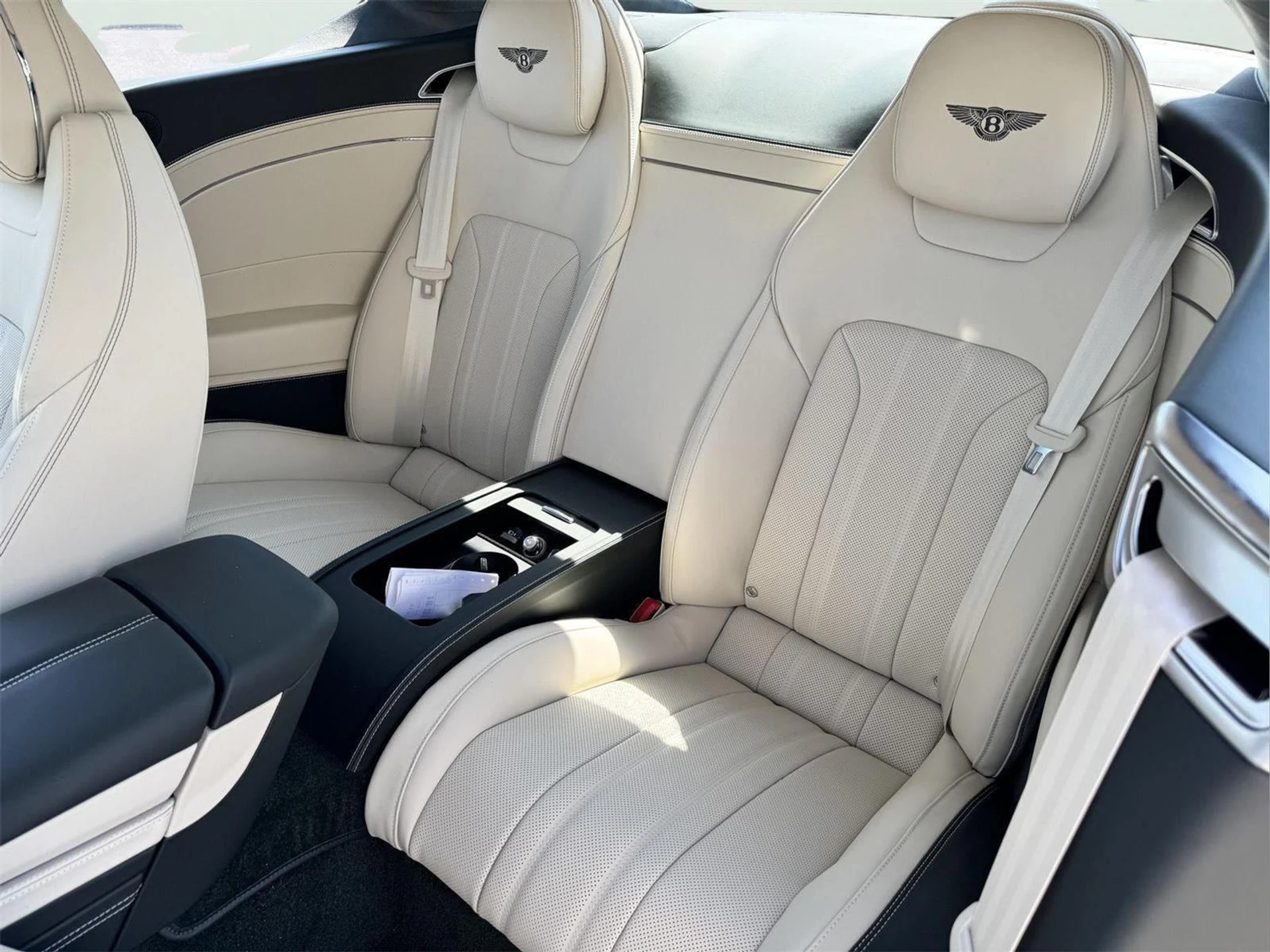 mph014_902751368_4a9de0d7ac38c67ab254f59c00f6f696_39a9f0ed25