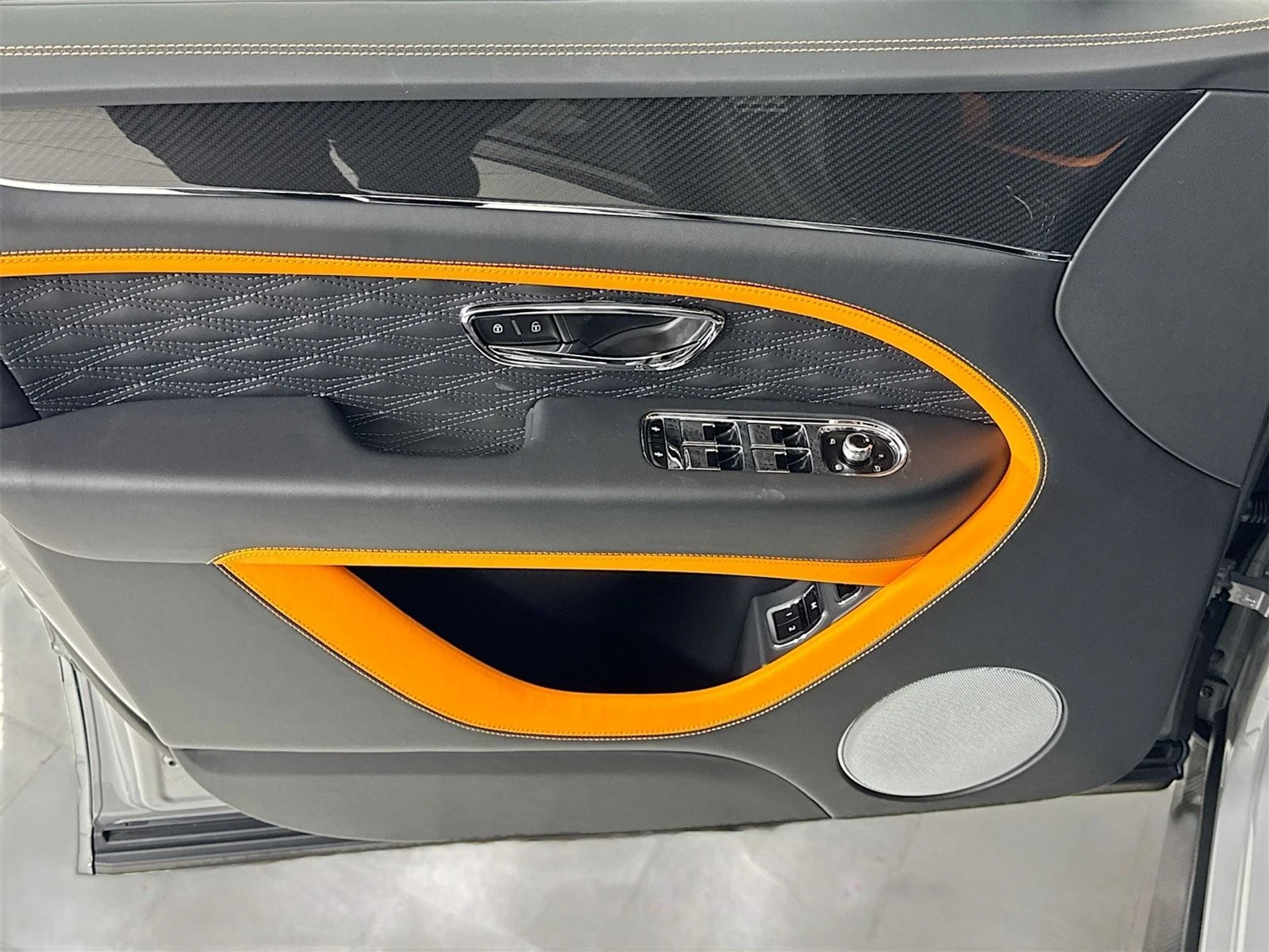 mph014_904050954_4582d3954e5d31e06ac0b1e9109fccf4x_916024ab6d