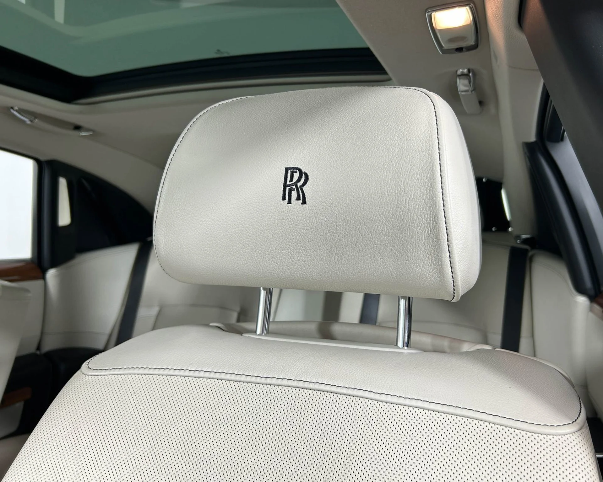 mph014_909176843_9e0e345dd96146e3b6666d92ac34f51b_de9cca70de