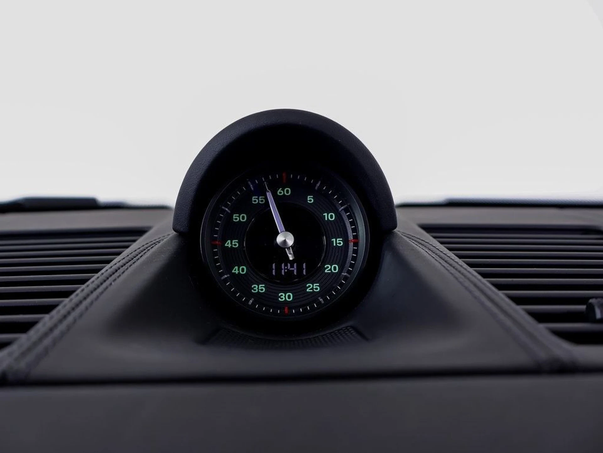 mph014_916044103_bbe0e6c8047b0505cb721e3e2c3598ebx_ca12fc8391