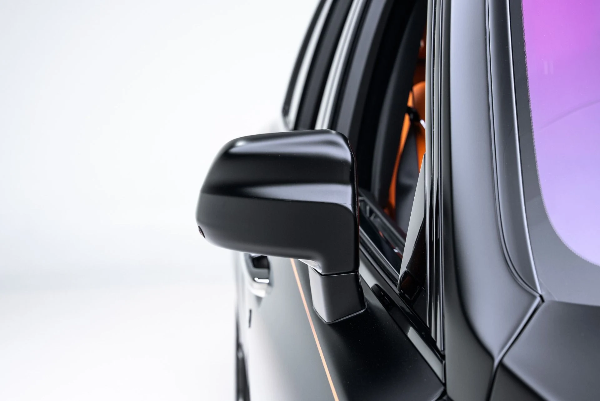 mph014_922756386_Used_2023_Rolls_Royce_Black_Badge_Cullinan_1775515525_d1935cabc4