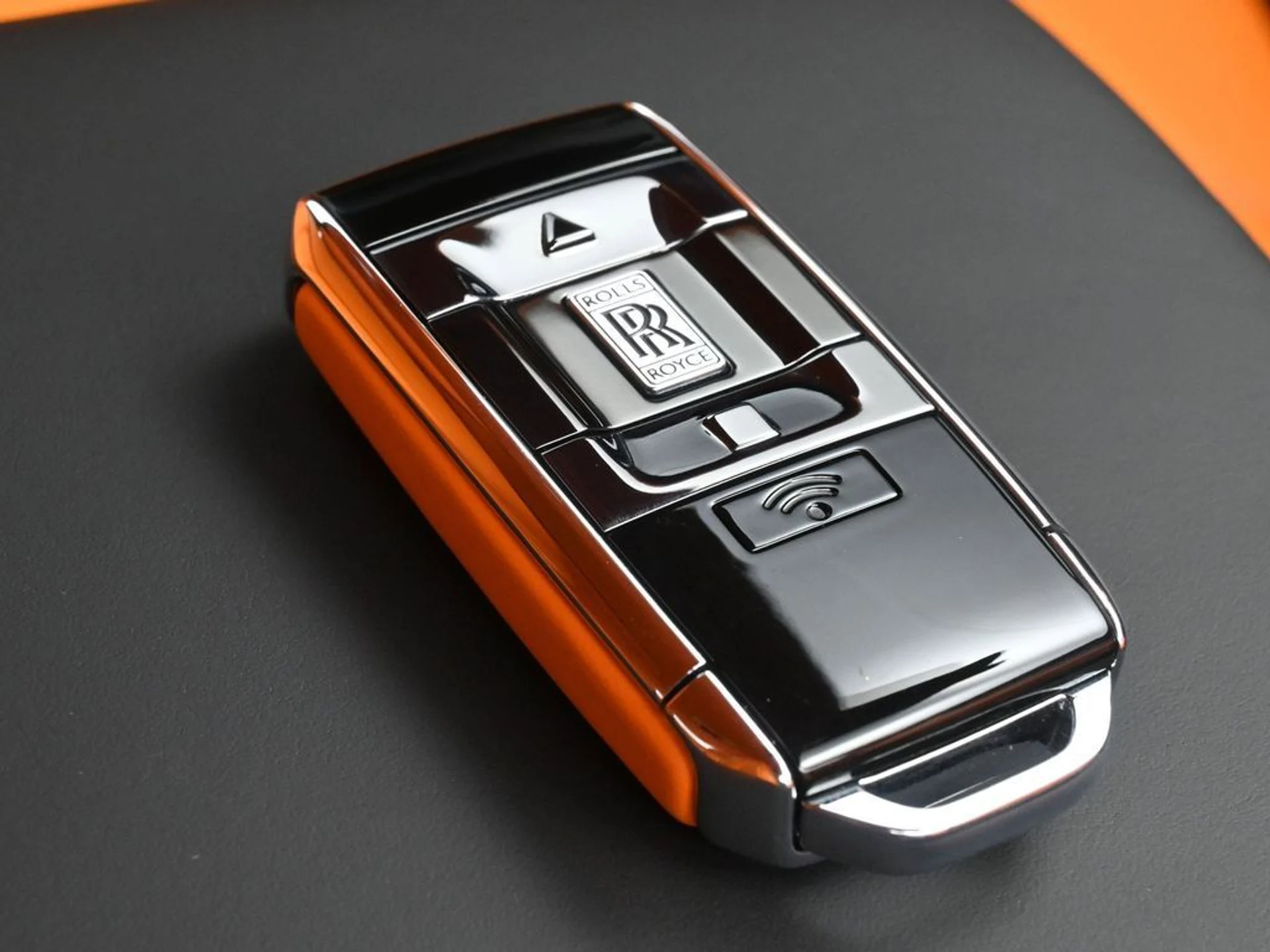 mph014_923376022_3b5e431f7e284886b95916907c3dbdaax_0277095963