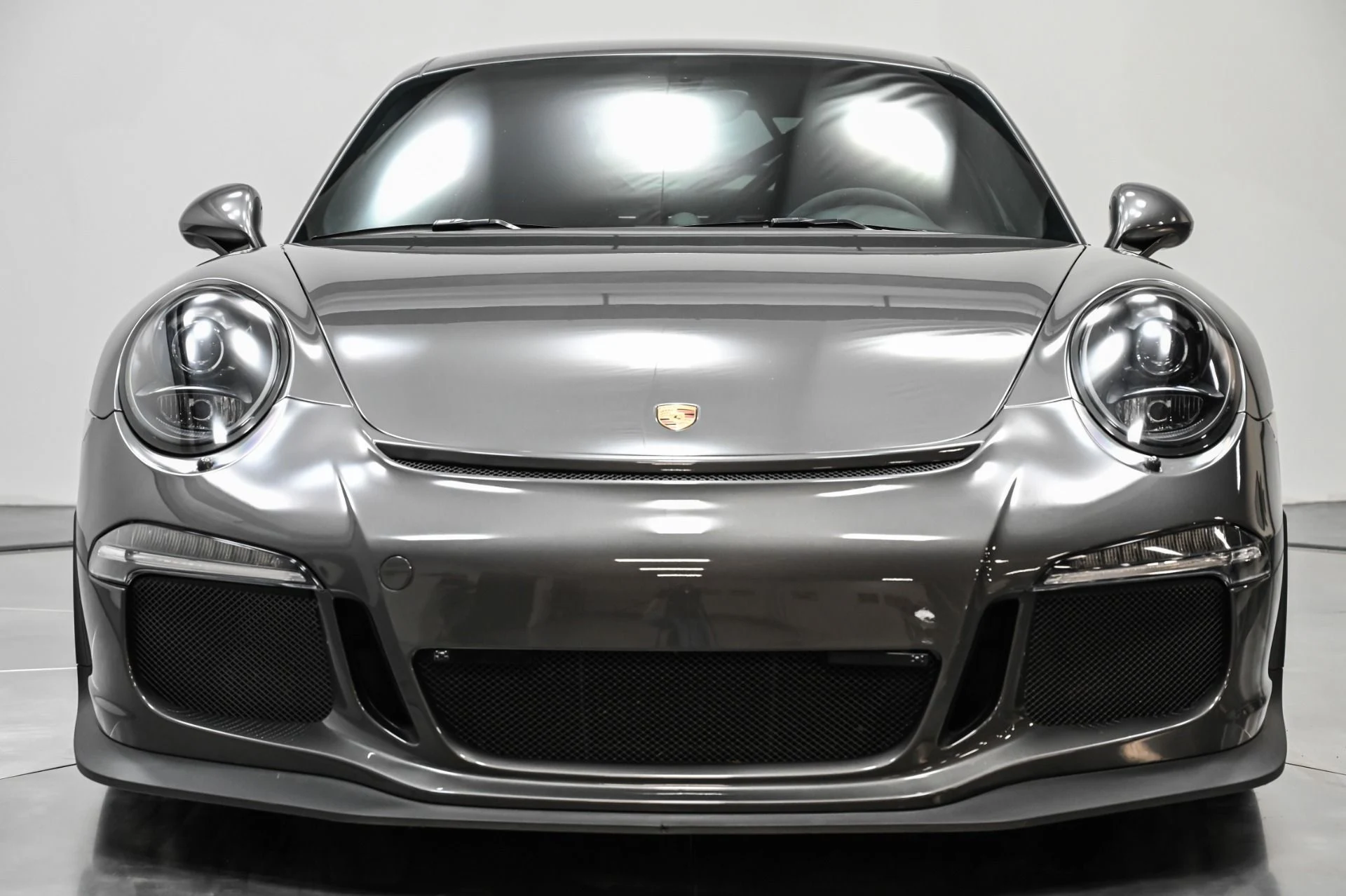 mph014_925670237_Used_2015_Porsche_911_GT_3_1749853889_4b12213abc