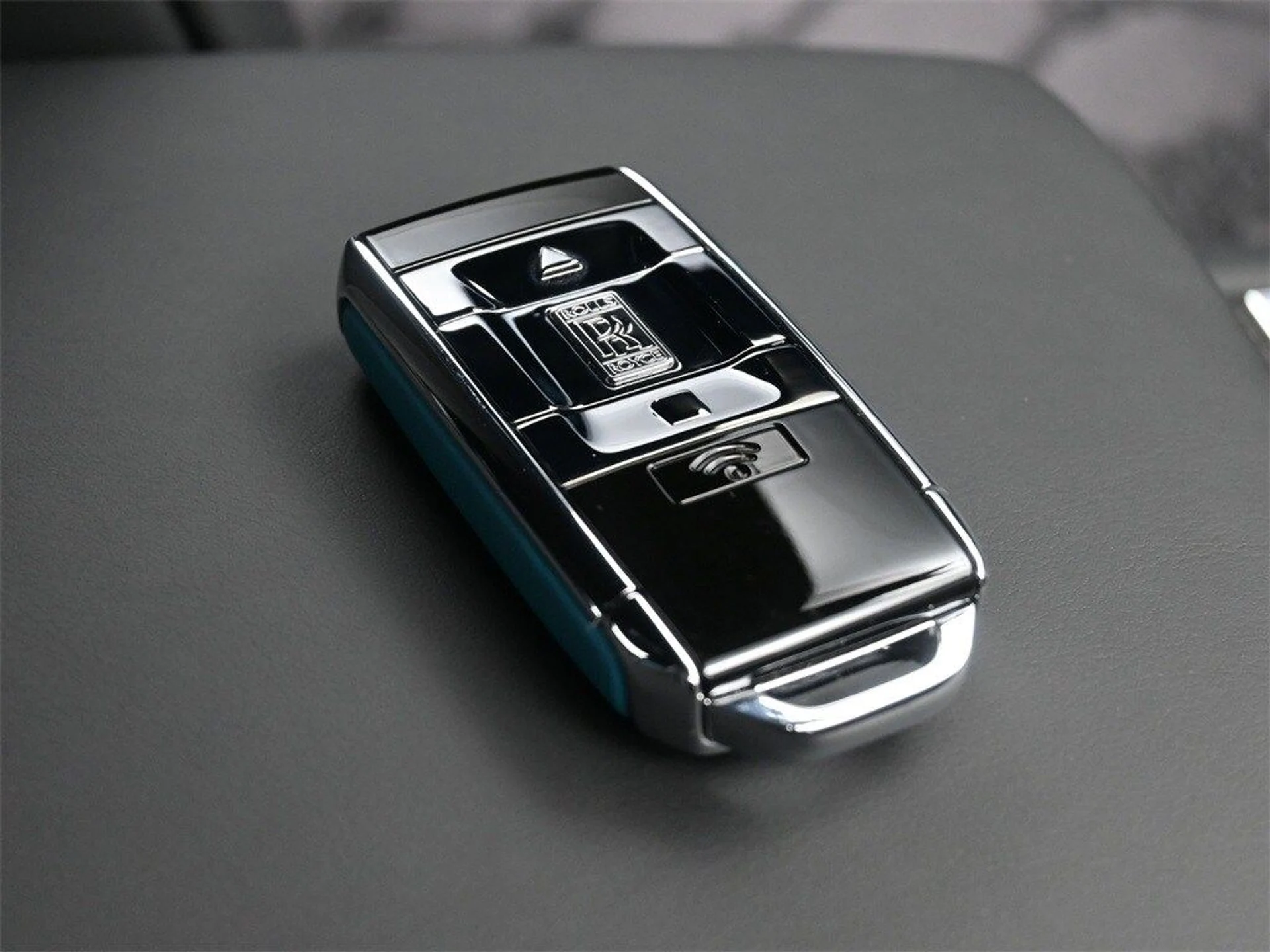 mph014_926481884_9a3de603ec0953c922b1664c0705eed5x_6b2e0ab936