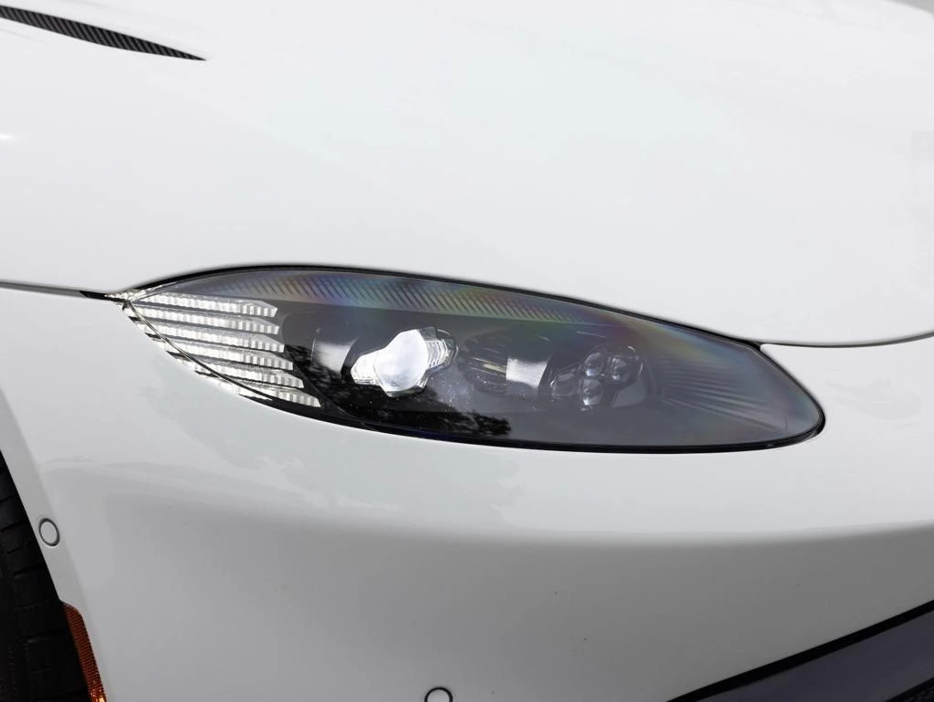 mph014_93957416_266111782_68b184851f109c98f21c7219_327c69d73a