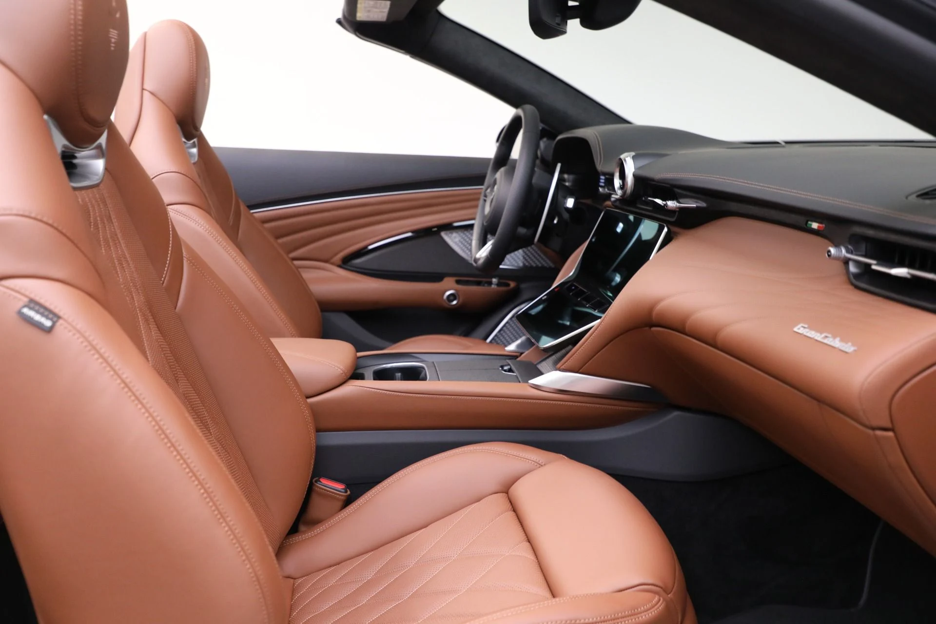 mph014_939995_New_2026_Maserati_Gran_Cabrio_Trofeo_1762815465_75b53002d6