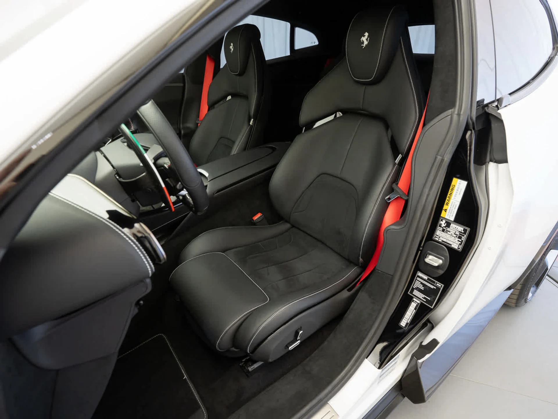 mph014_940107582_8e811869708e9ca746fa98650049e1e7x_90c2141633