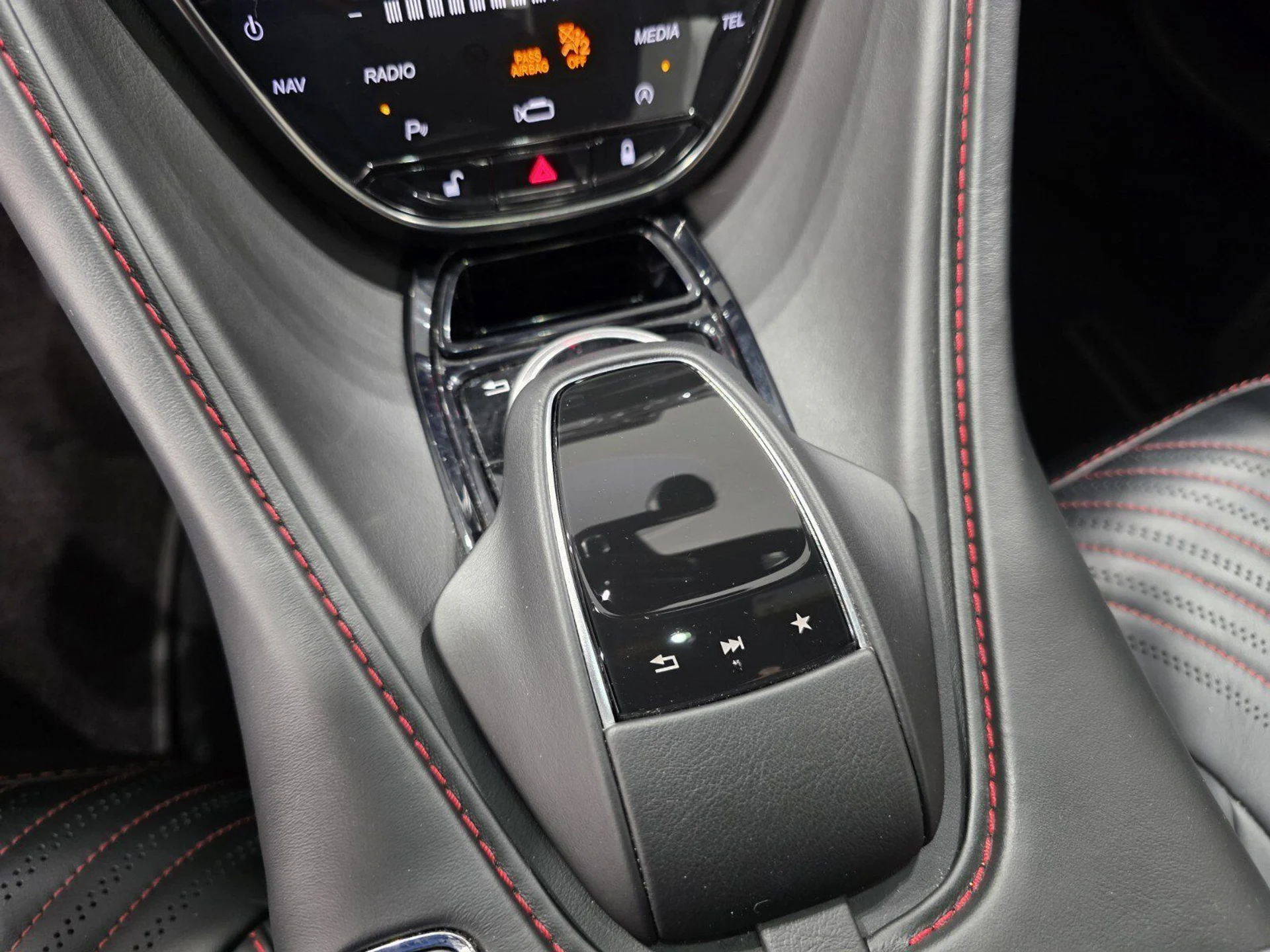 mph014_943397709_9435105cce277bff4c4628f60b3647e6_a3d9b5fcde