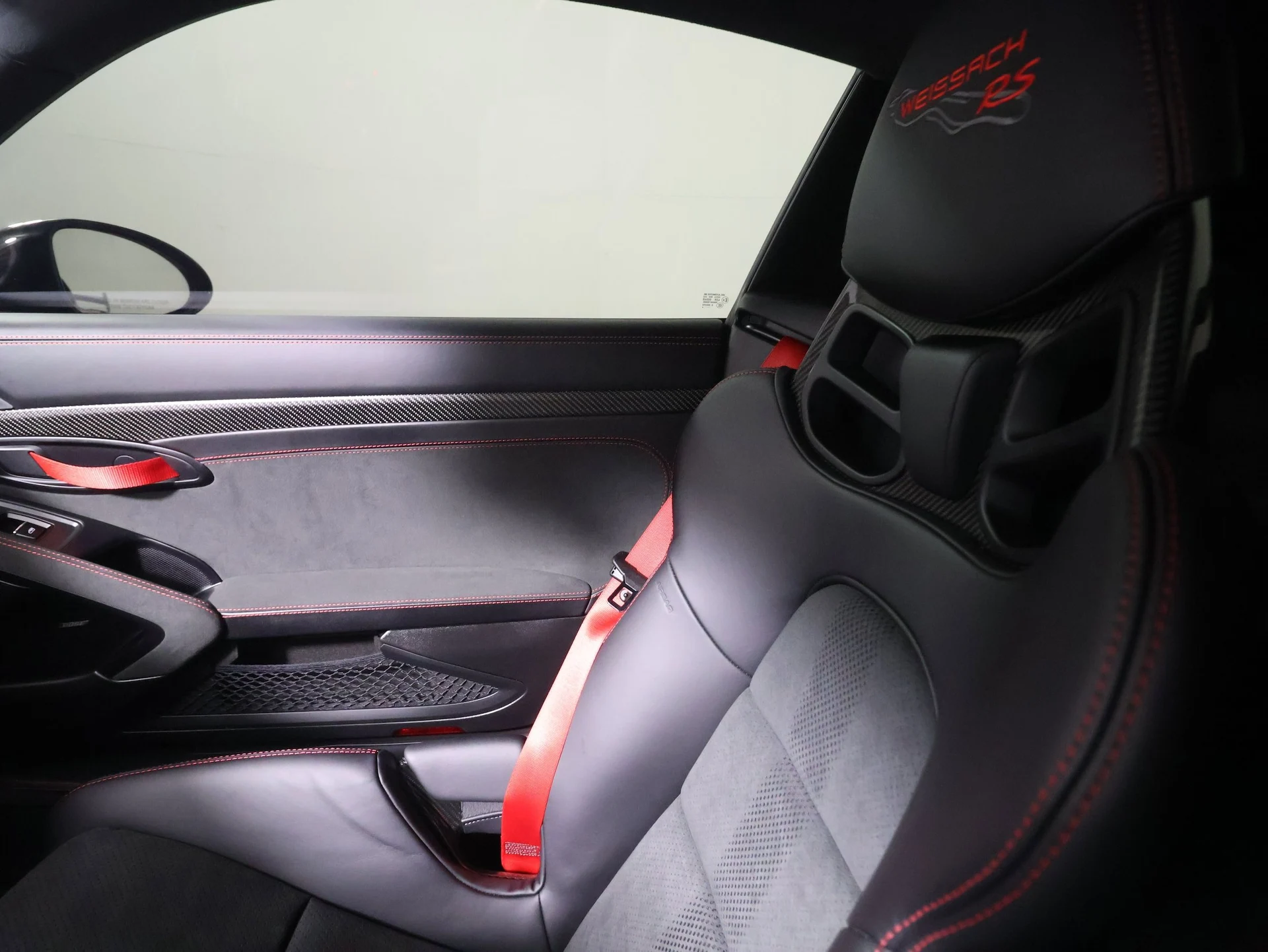 mph014_945467356_8bad8f2179c7ab24f2290aa99b05f445x_585f35b04d