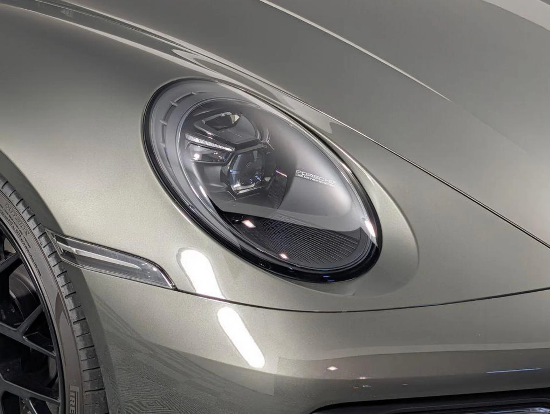 mph014_954346100_g_ID_An6_J4zxg_AB_0diy_Wzl_M_Ewx8hs_0fac6efbb4