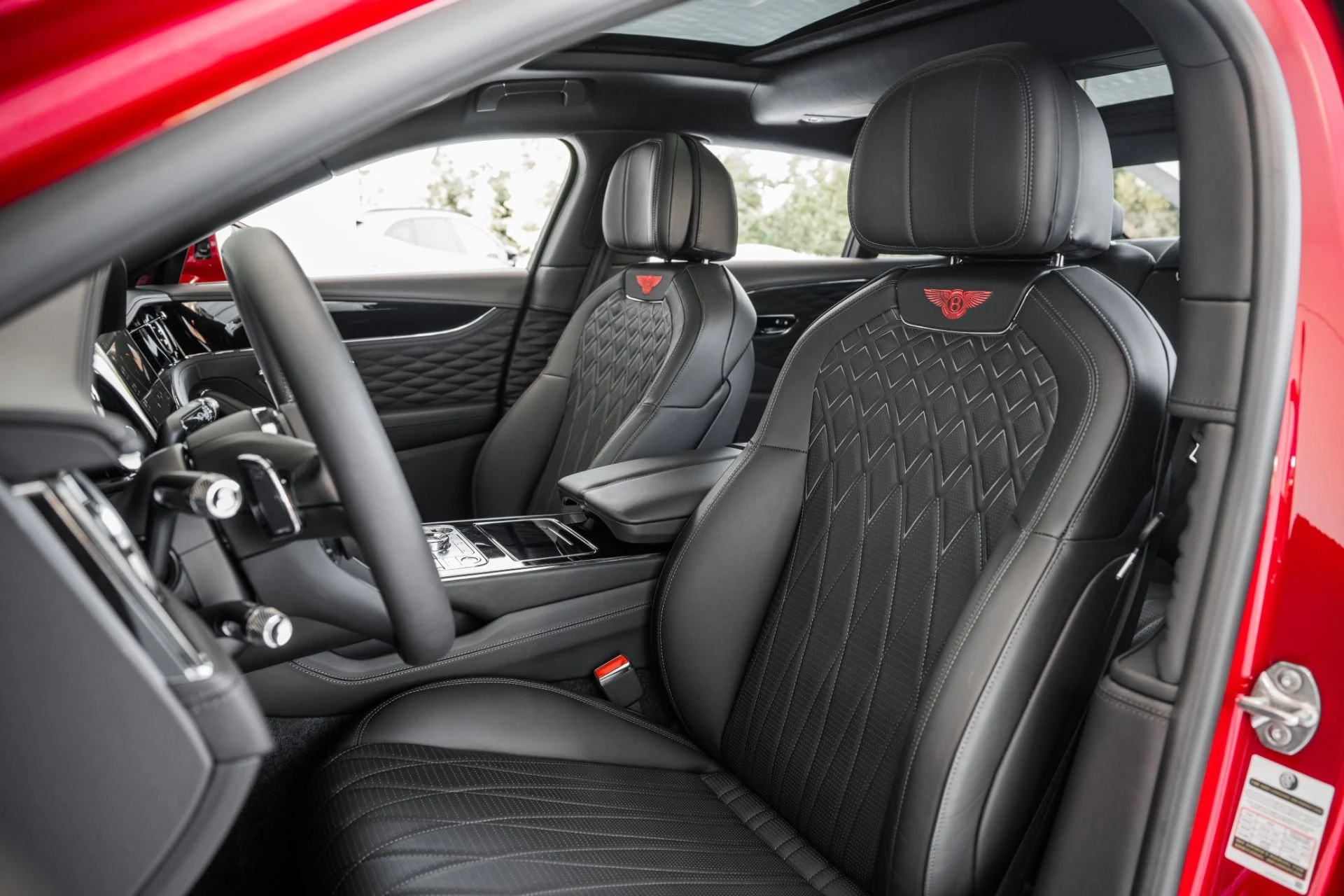 mph014_964725171_Used_2022_Bentley_Flying_Spur_V8_1694798625_3ea60ee100