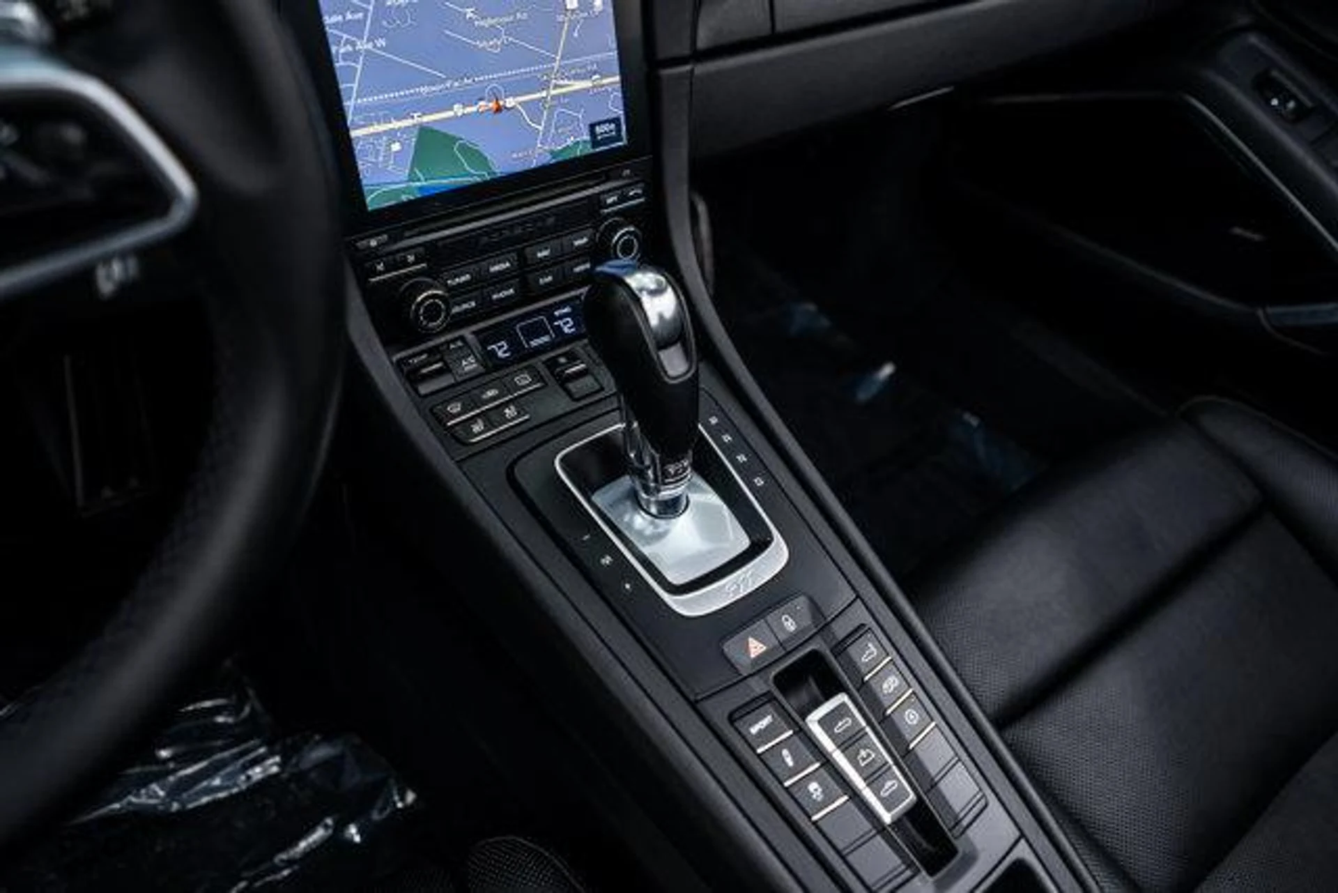 mph014_965439644_Rf_X5c_E_Ojqa_Vwz2nracz_2d3a_Yg0_ea9b7d1671