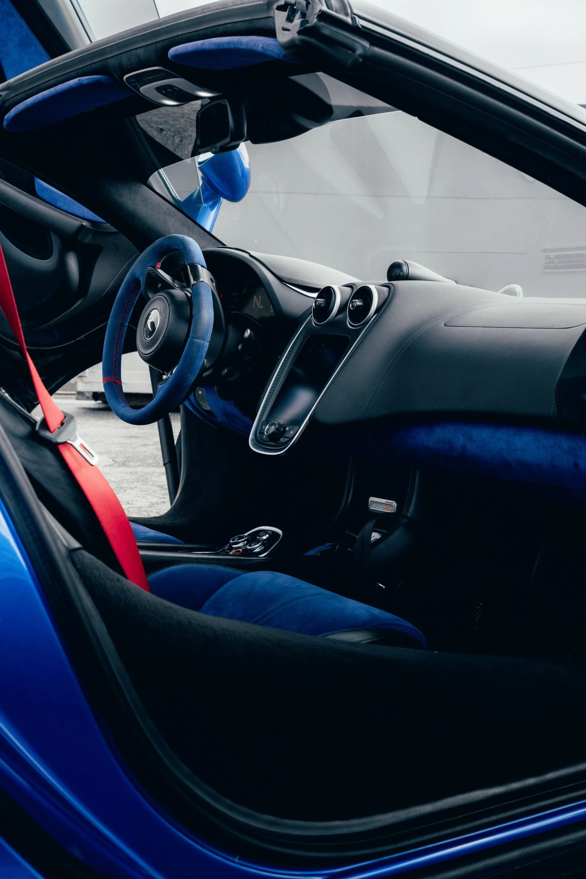 mph014_966403524_Used_2020_Mc_Laren_600_LT_Spider_1768589331_68bcaa1554