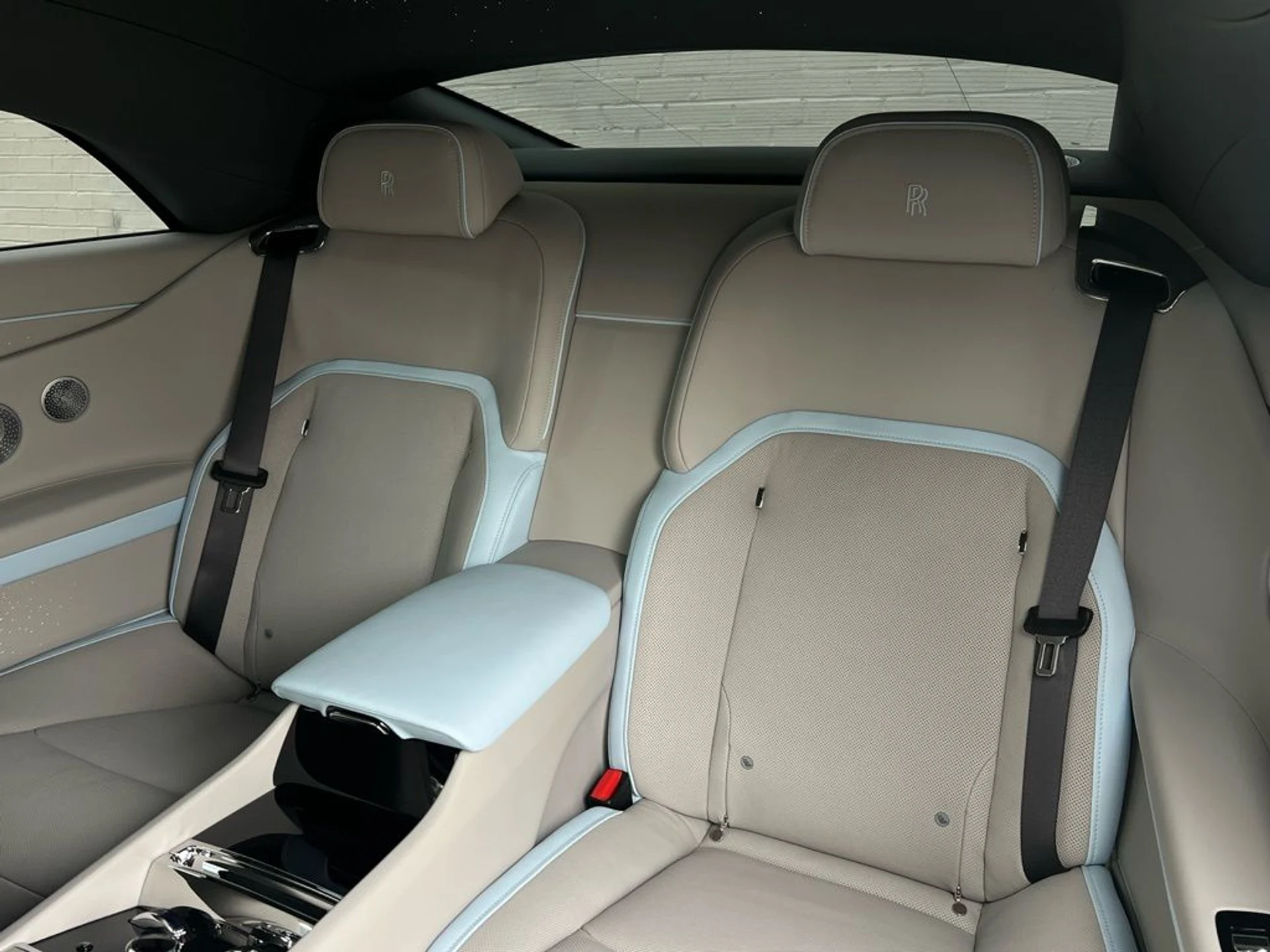 mph014_968463326_87fc8fbab2dfc46b8aa66e1a1d07a1b3x_48ab992e2f