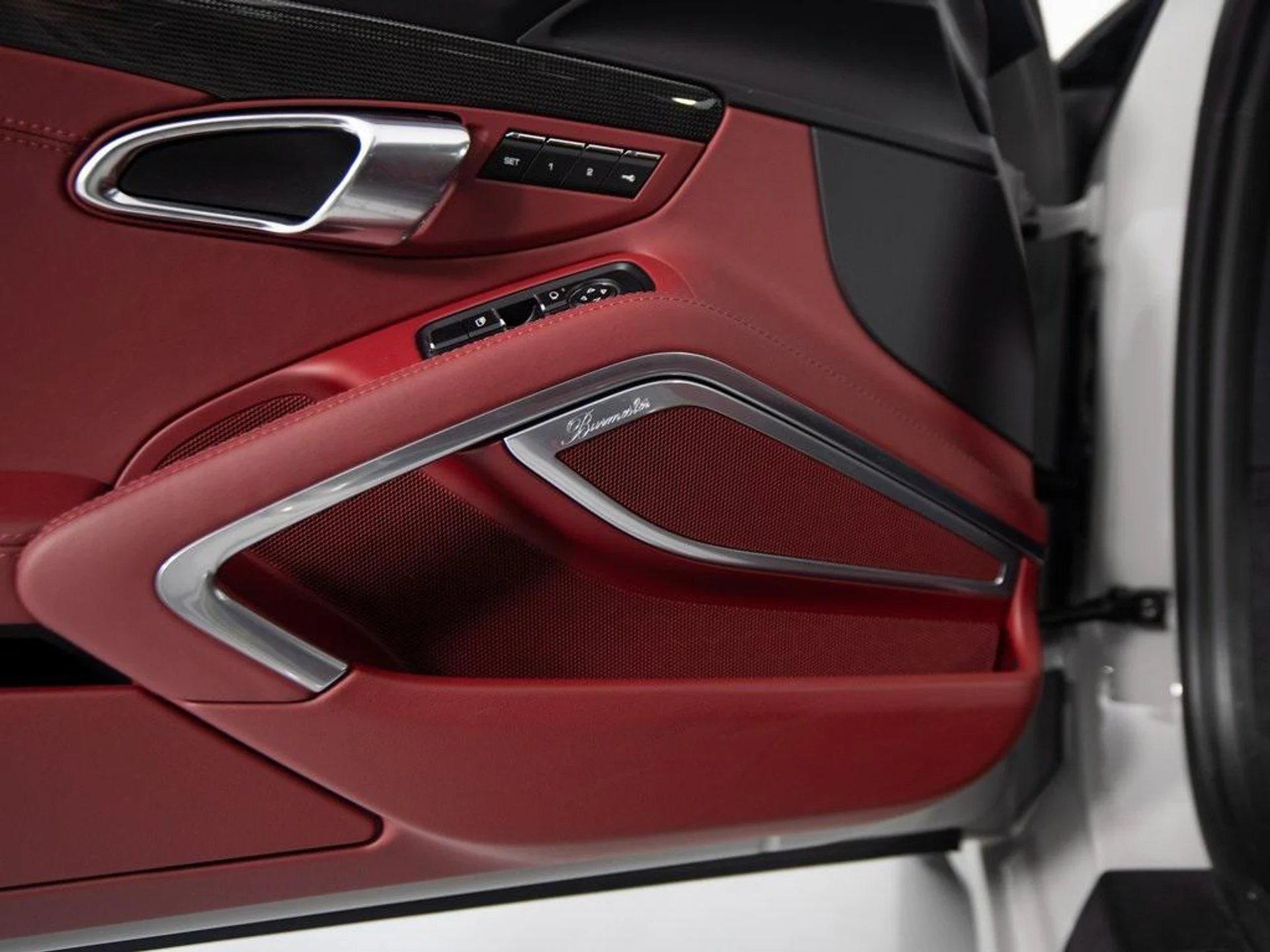 mph014_976510495_844x_Y_R93jp_H_Gf_I_Wn_Z5_X6_Y4_G4_CI_b6d2d3b258