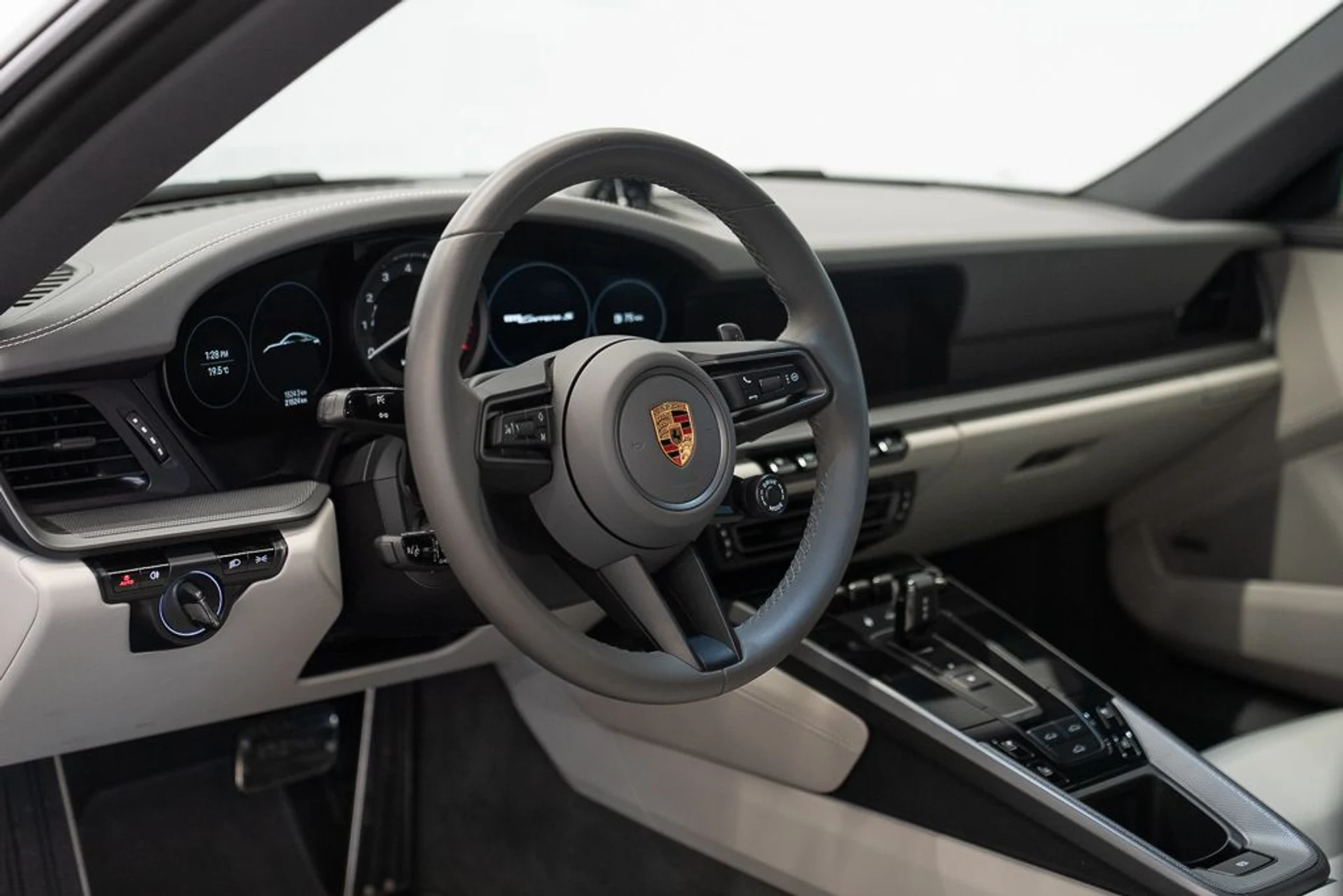 mph014_978127468_porsche_911_2020_jpg_v_1778691807_3f8b04c488