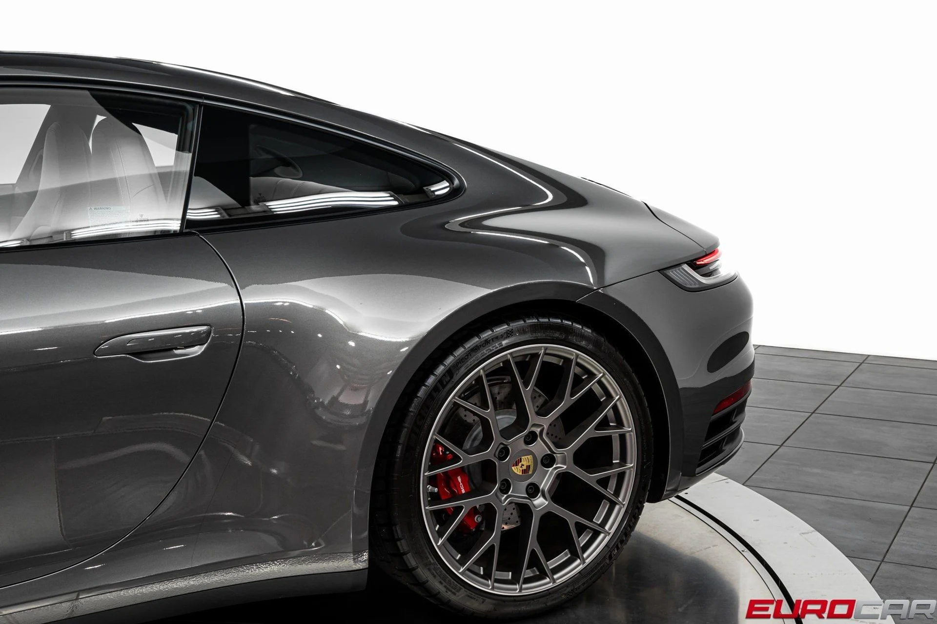 mph014_980198354_image_15_3f38df8aa4