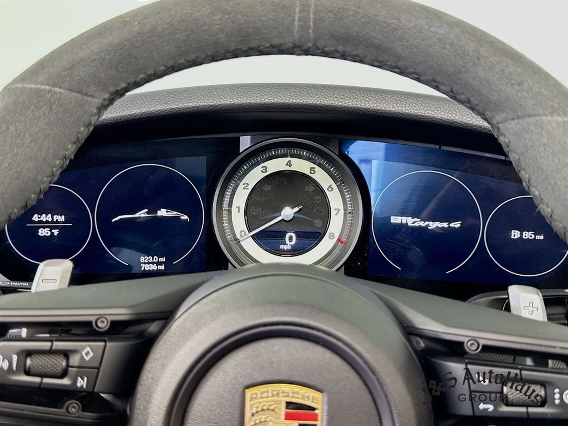 mph014_987214825_5jik1cvaa3creo6vnoa8cjf2wx4b_83a36f699f