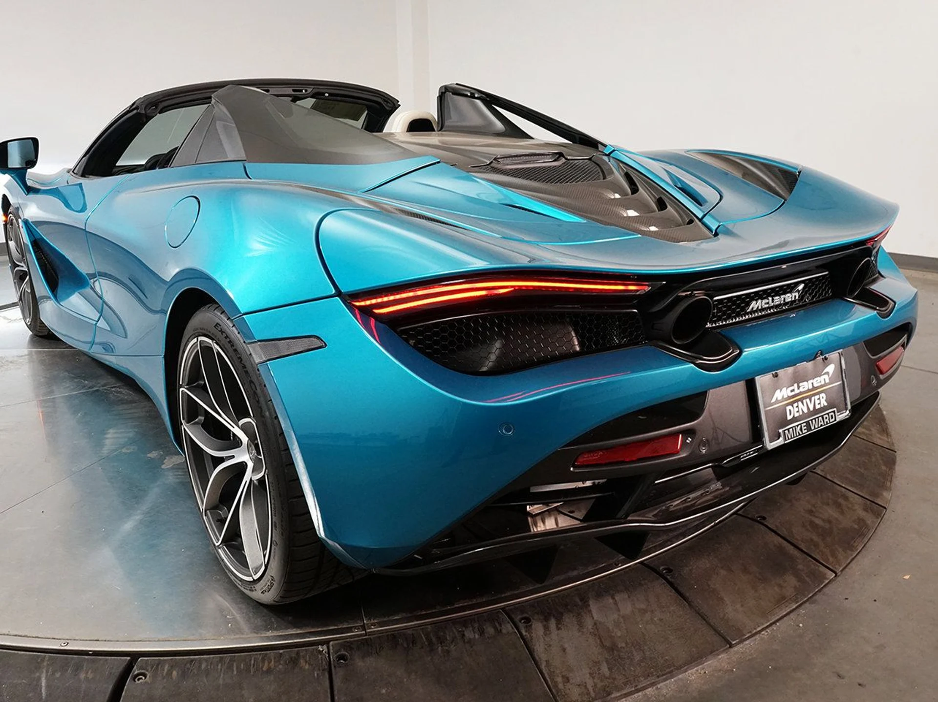 mph014_990070606_ca7603291681af328c742176c9a667bc_d53a5ef6ed