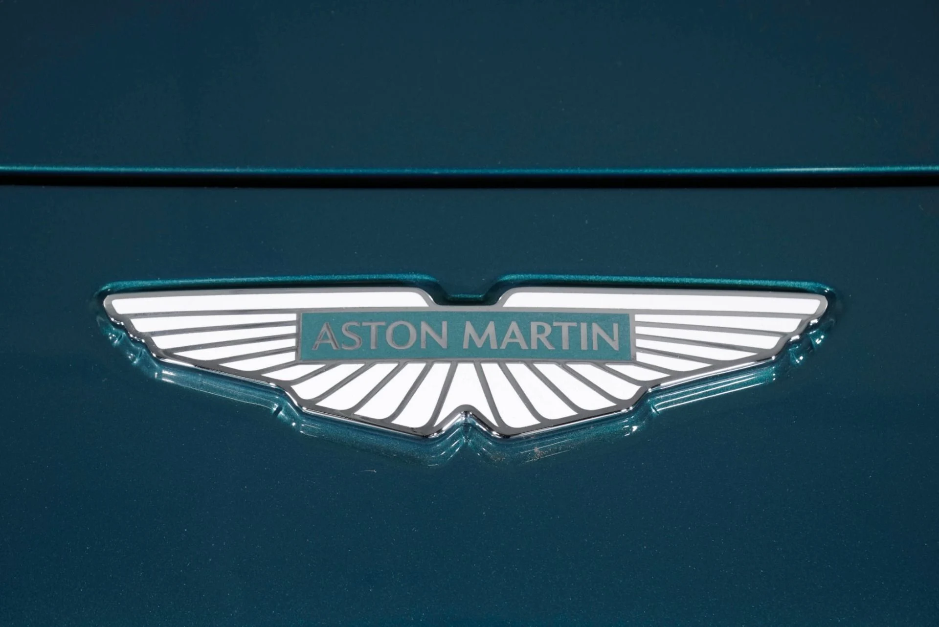 mph014_992846701_New_2026_Aston_Martin_Vantage_S_1768453543_2a5d4c983c