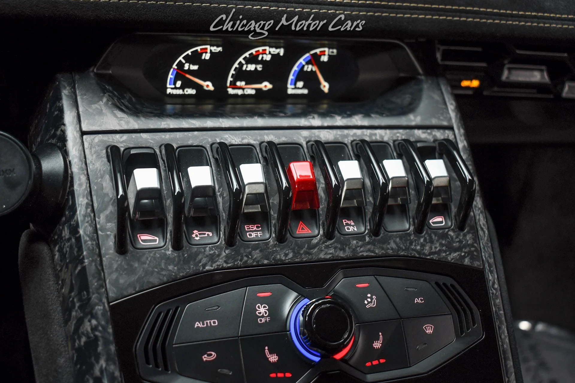 mph014_992944827_8799_p15_l_15e7cf83fe