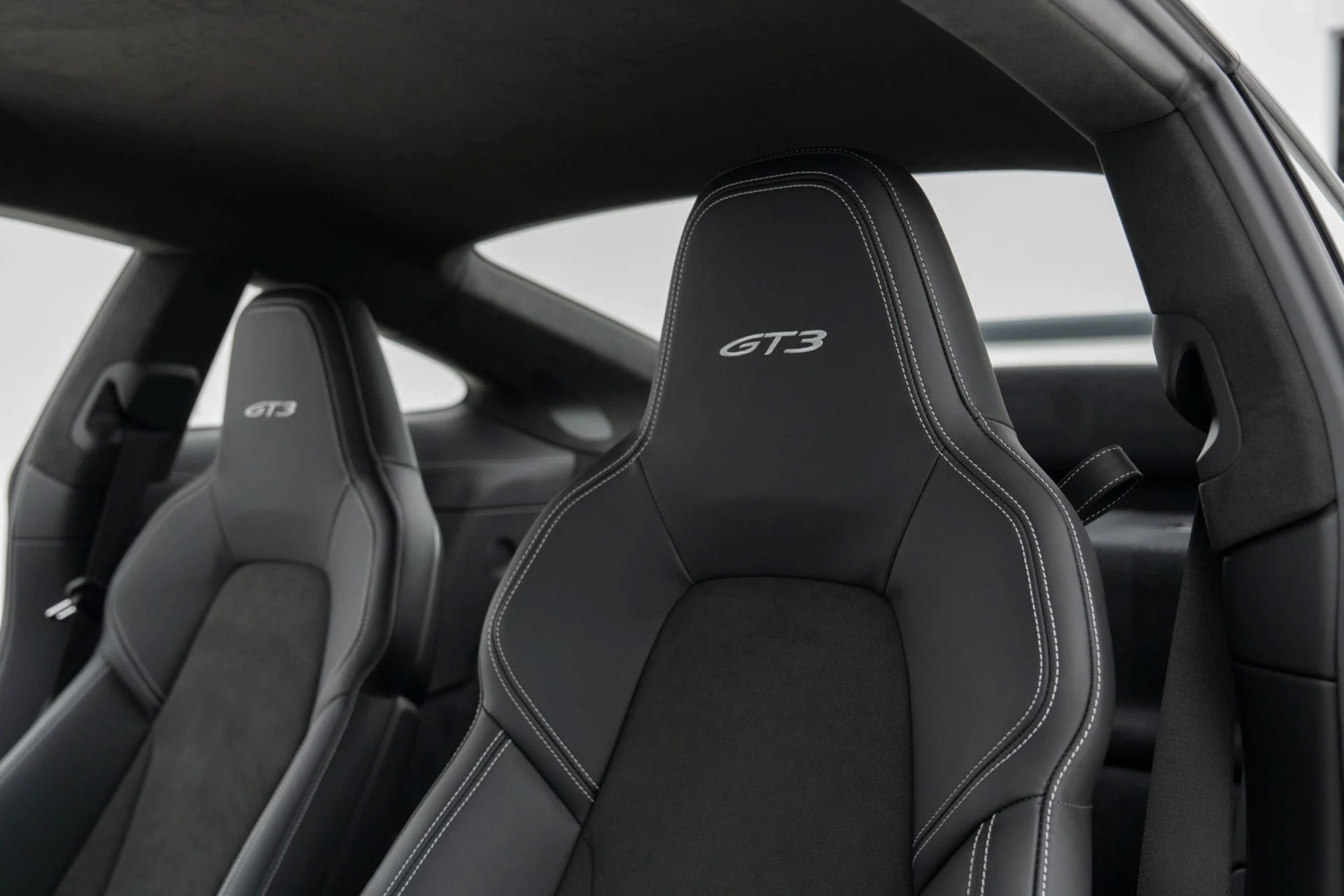 mph014_996336050_Used_2024_Porsche_911_GT_3_1774634338_be1423e524