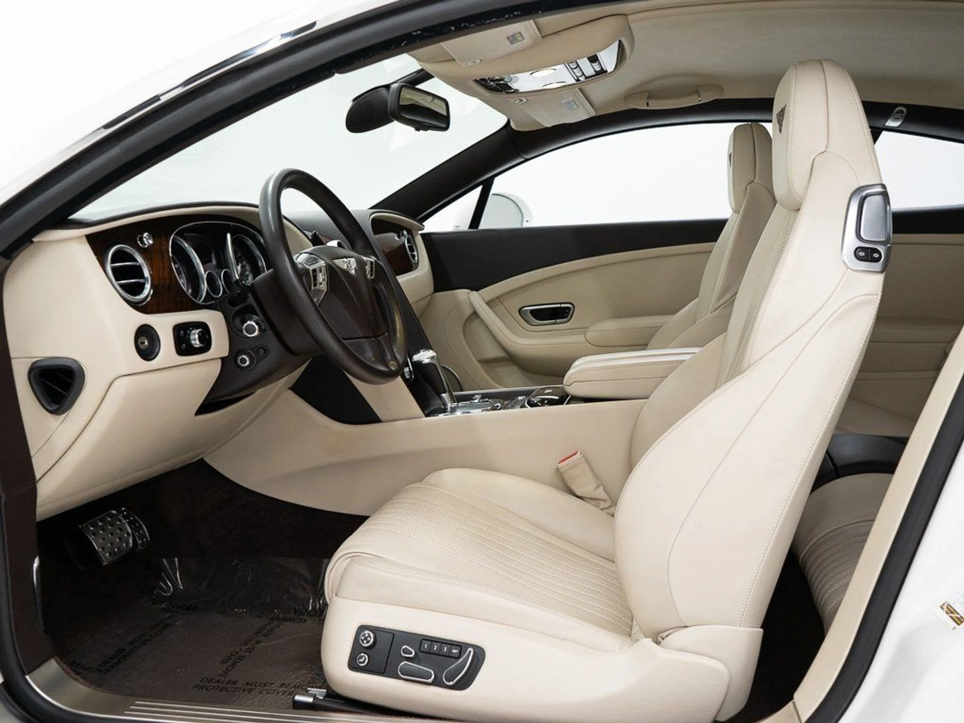 mph014_996691781_5780ff2bc01bb35491d18707dcc90833_e42718af73