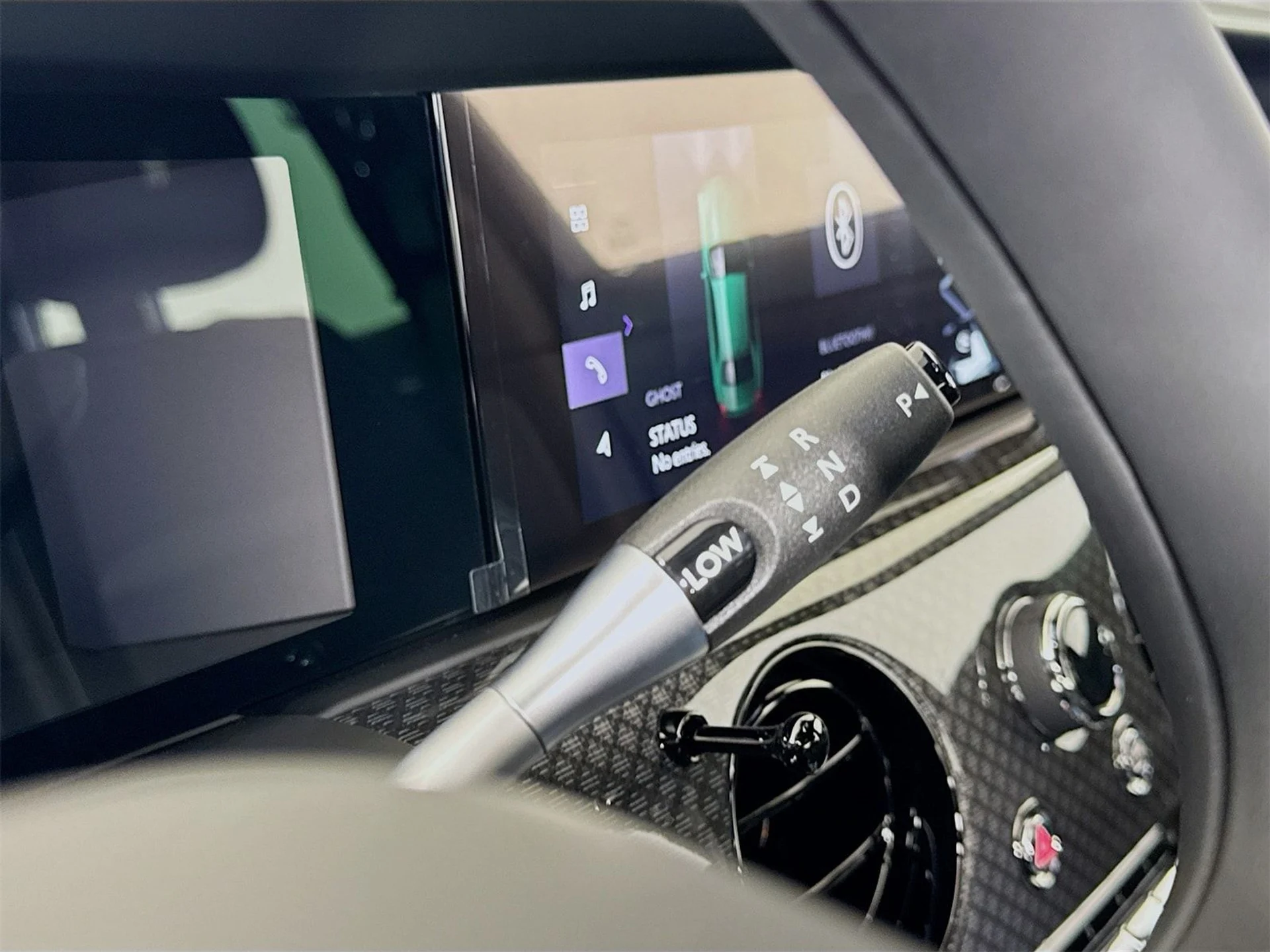 mph014_998075663_c0c82b4f9f1effd6a9ee1b41163fb92bx_23a56676ec