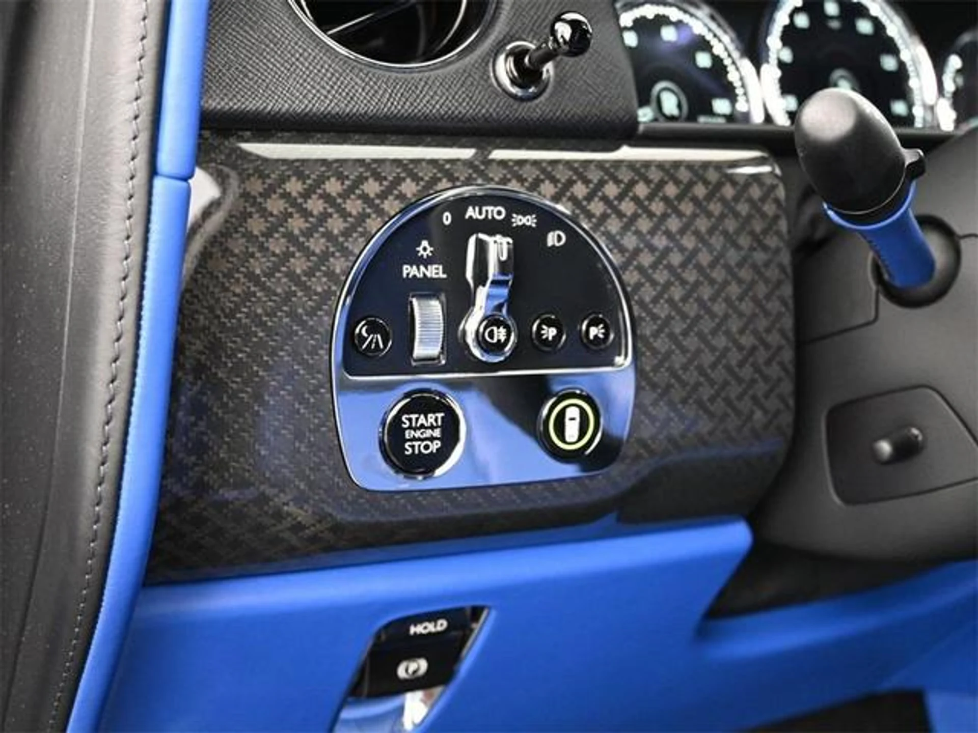 mph014_X9q1_U_Te_To_Auog_RHI_9cwb_Q_Wq_By_Bk_7e7e1fb9b1