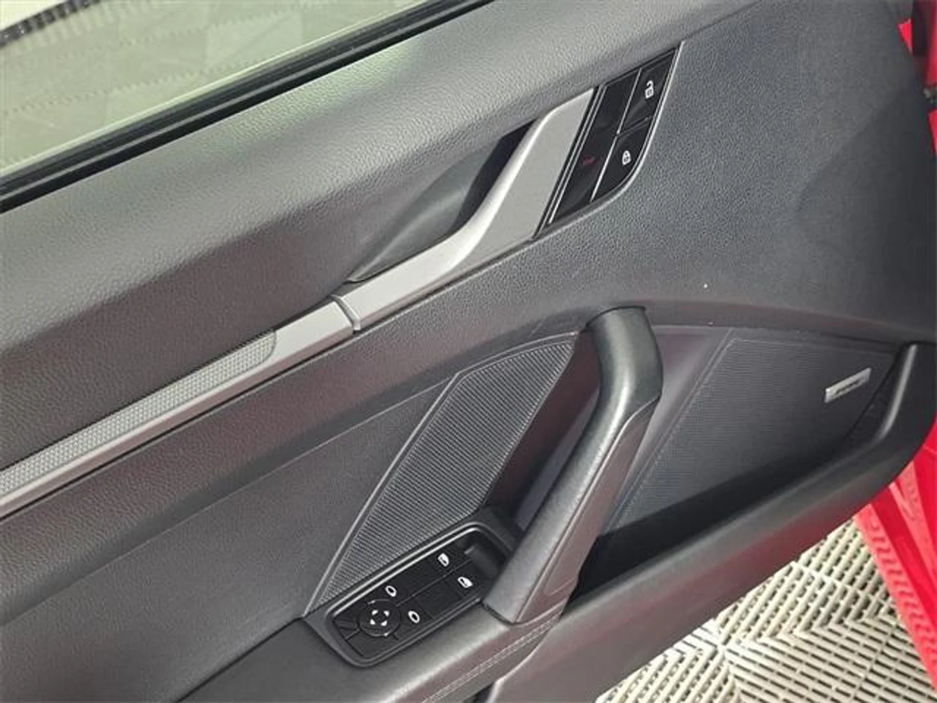 mph015_1005984248_RV_7fz_V4_j5_P9uhc_X_Oc_Y8b_Y_W_E_6a84458d4c