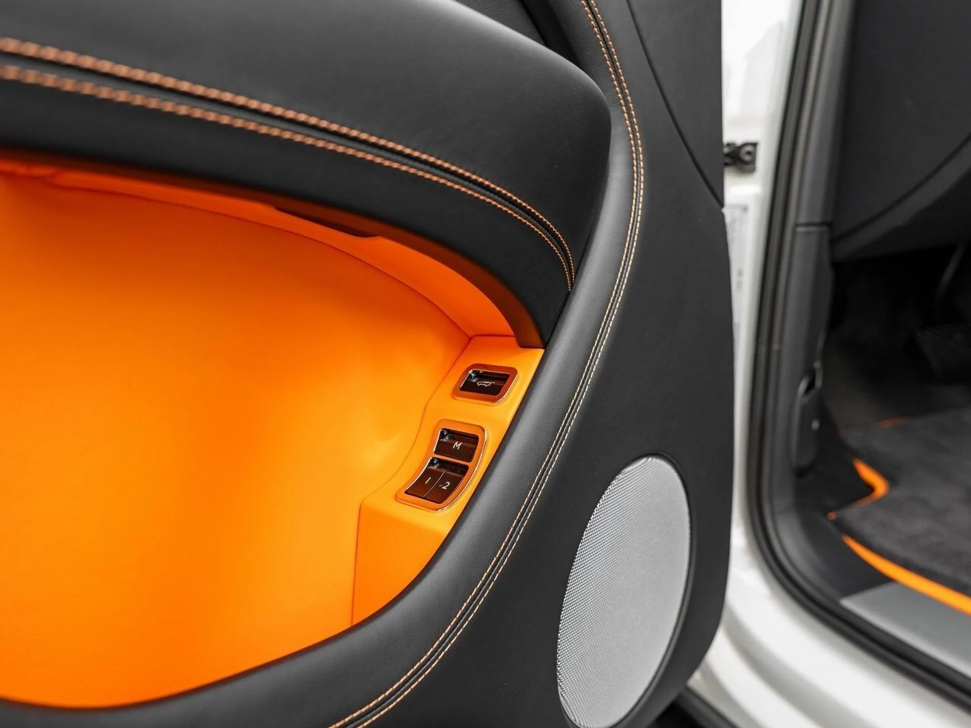 mph015_1006815343_68d0e4b9d50a2c6e18ce74a056f26b64x_53a822b245