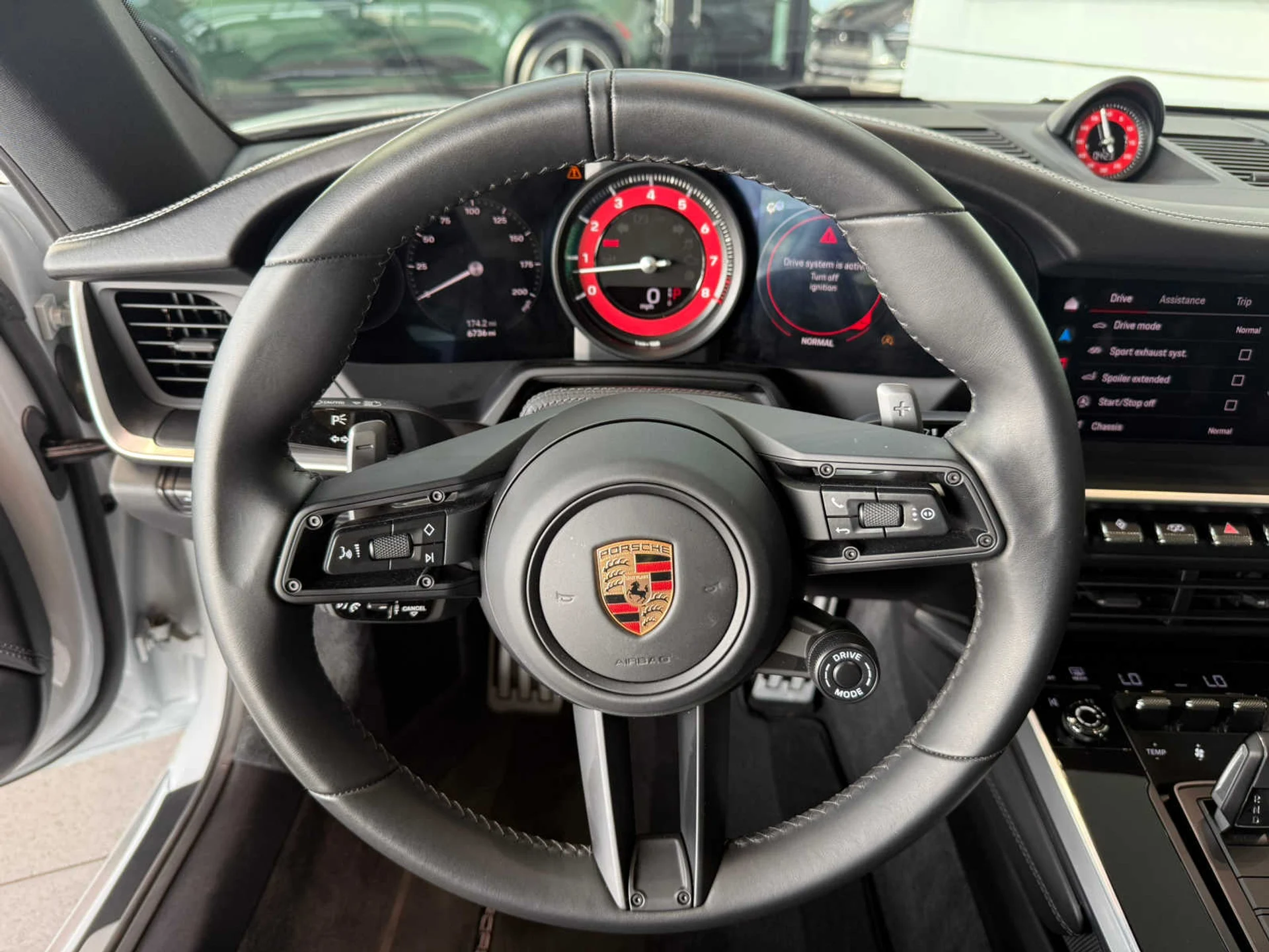 mph015_101227863_9e87943d931343da595cfe9a1f6e608bx_e67413964a