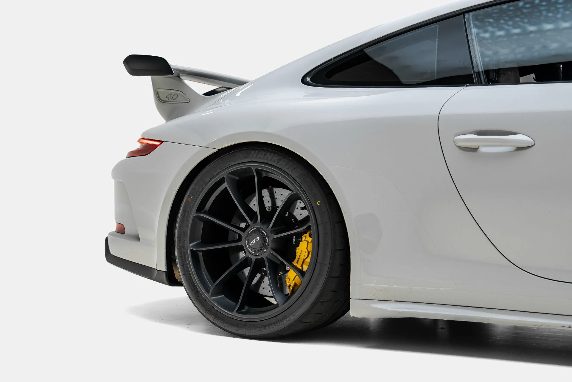 mph015_1018548296_Used_2018_Porsche_911_GT_3_1786143704_ec27f5193b