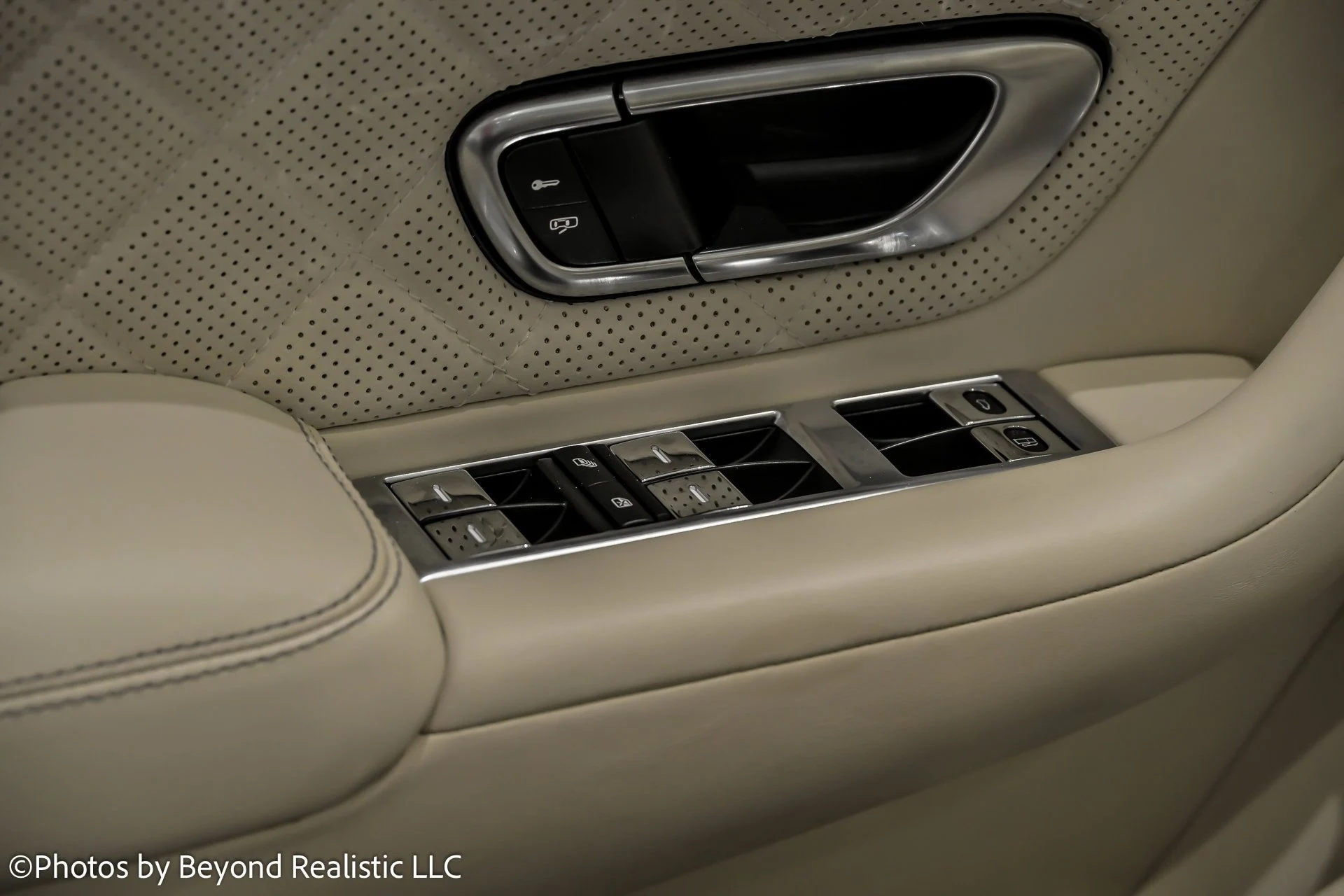 mph015_1020349033_a8a3640f1e122b9cc235cf64ff9b4828x_3212126fe1